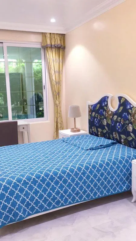 Bed in Hanamitsu Hotel & Spa