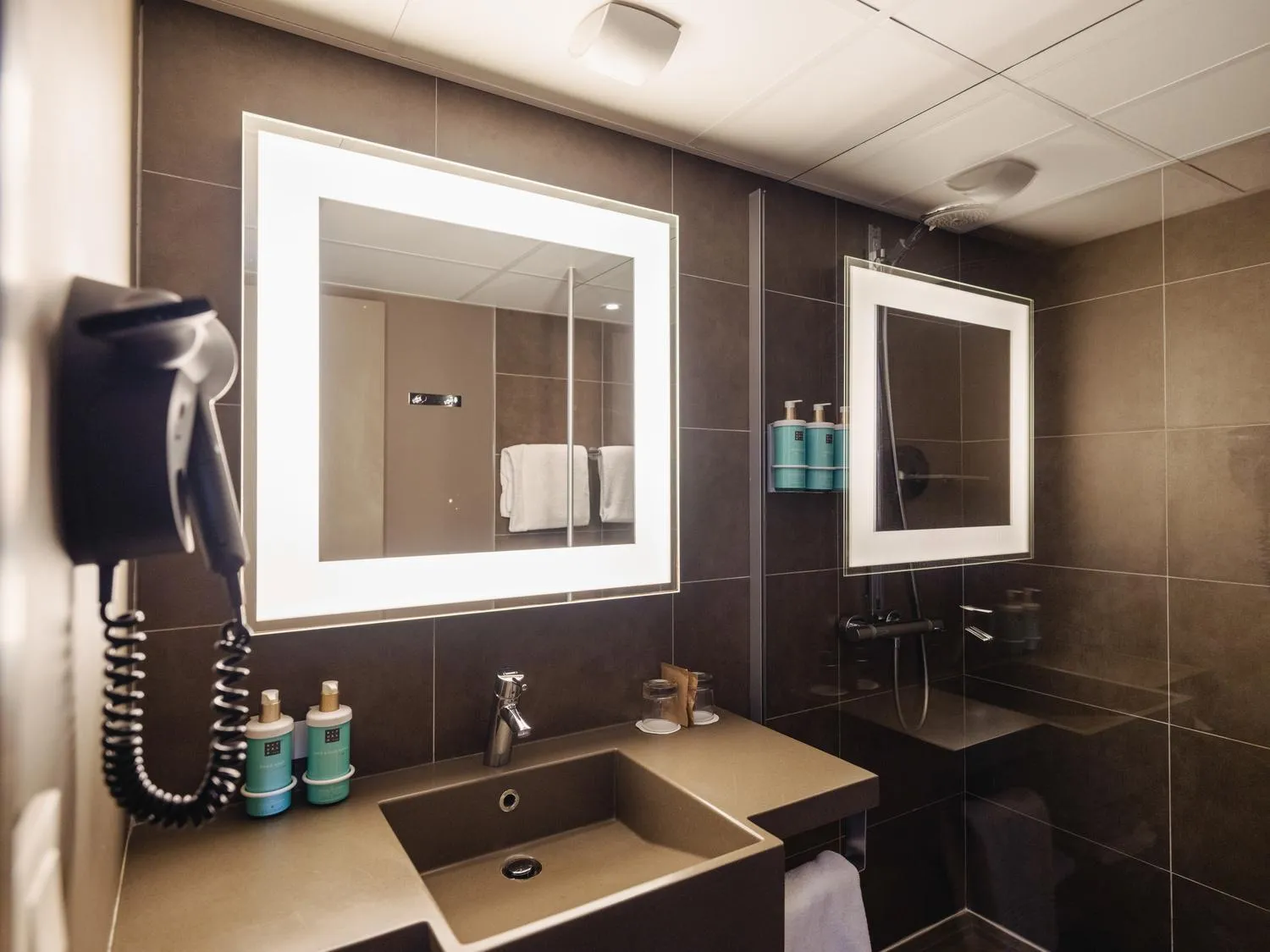 Bathroom in Novotel Nantes Centre Gare