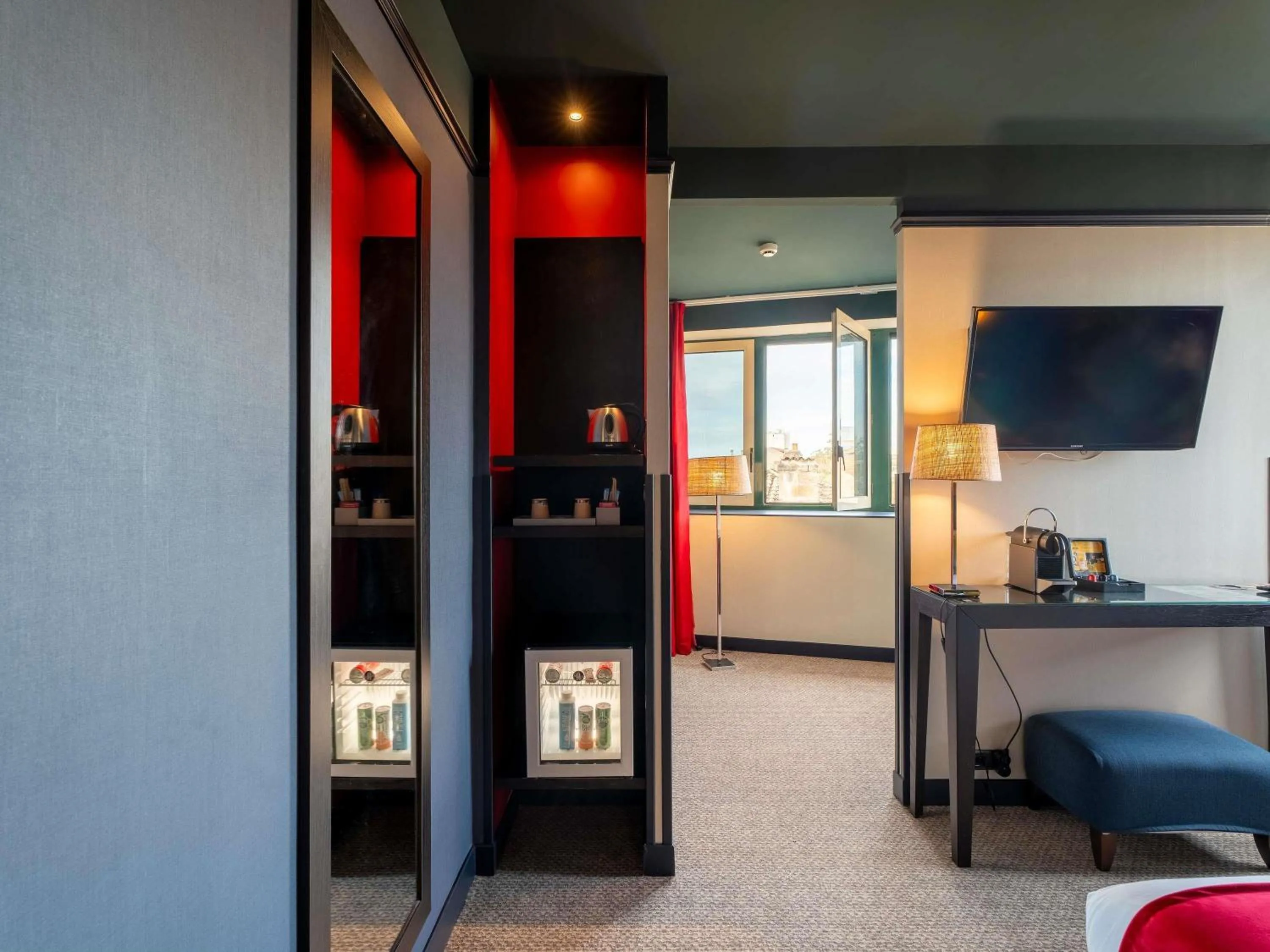 Bedroom in Mercure Bordeaux Chateau Chartrons