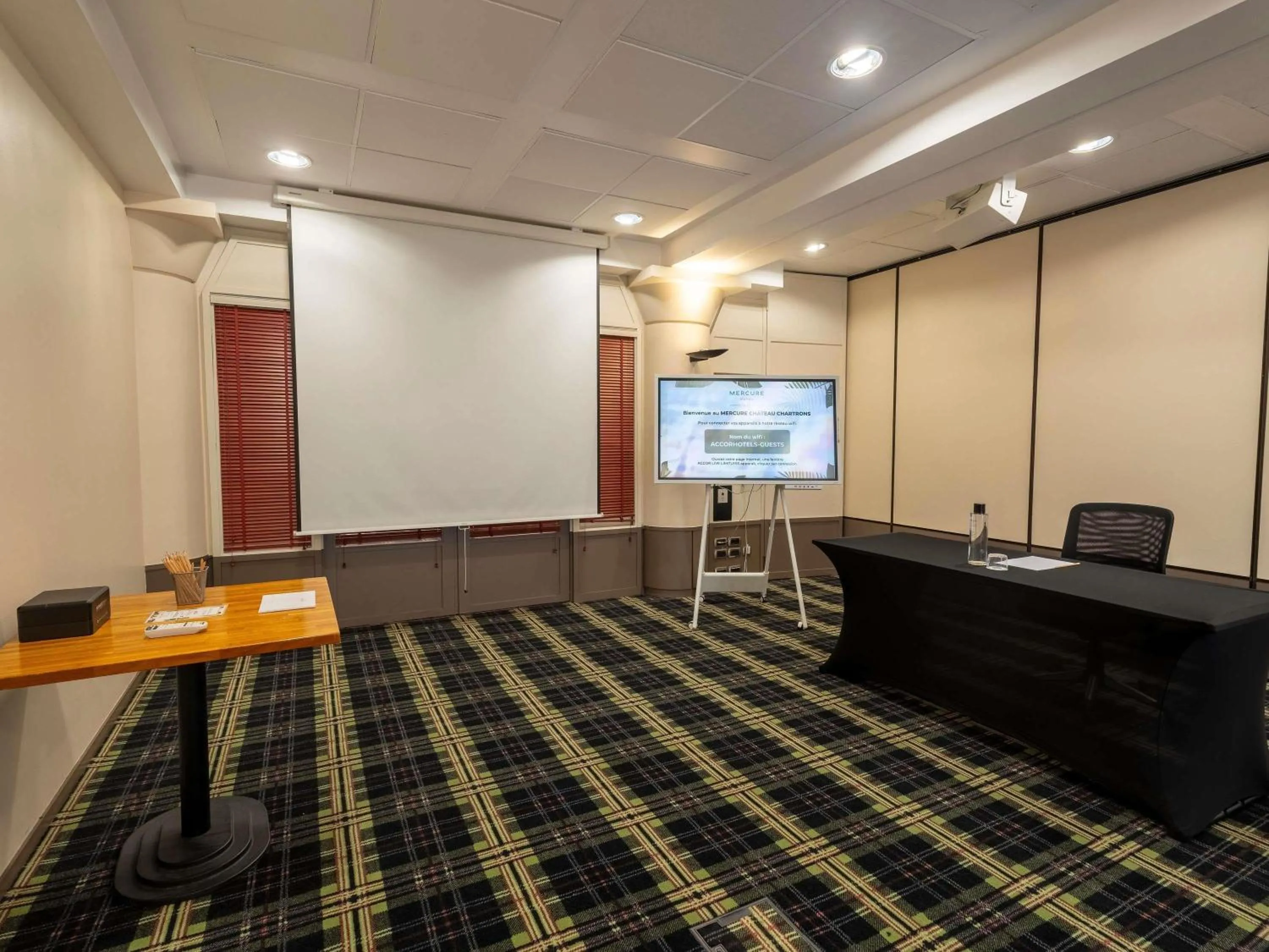Meeting/conference room in Mercure Bordeaux Chateau Chartrons