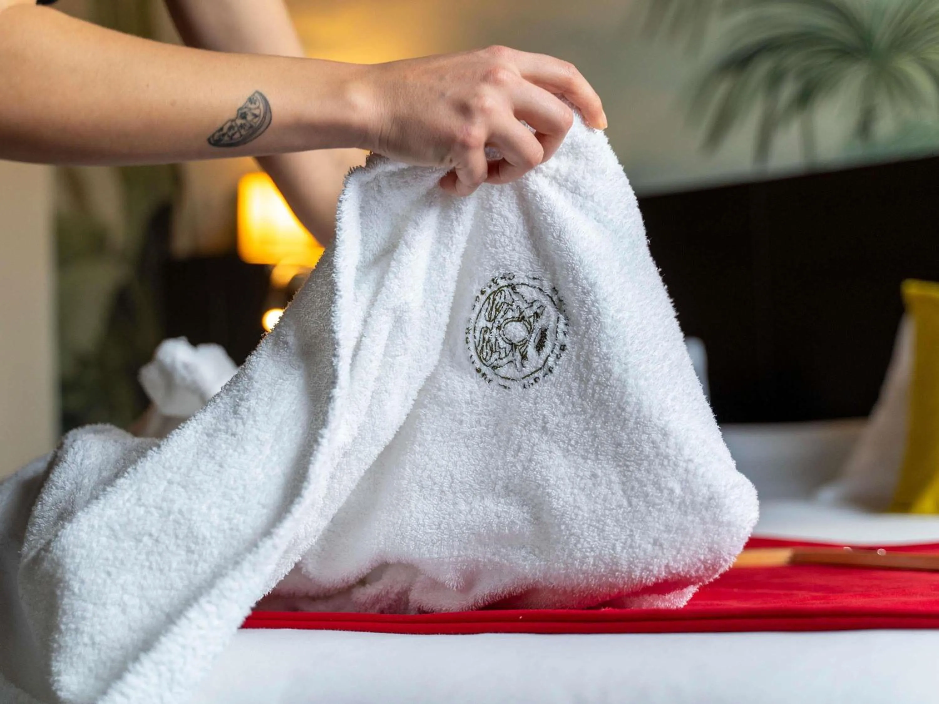 Bedroom in Mercure Bordeaux Chateau Chartrons