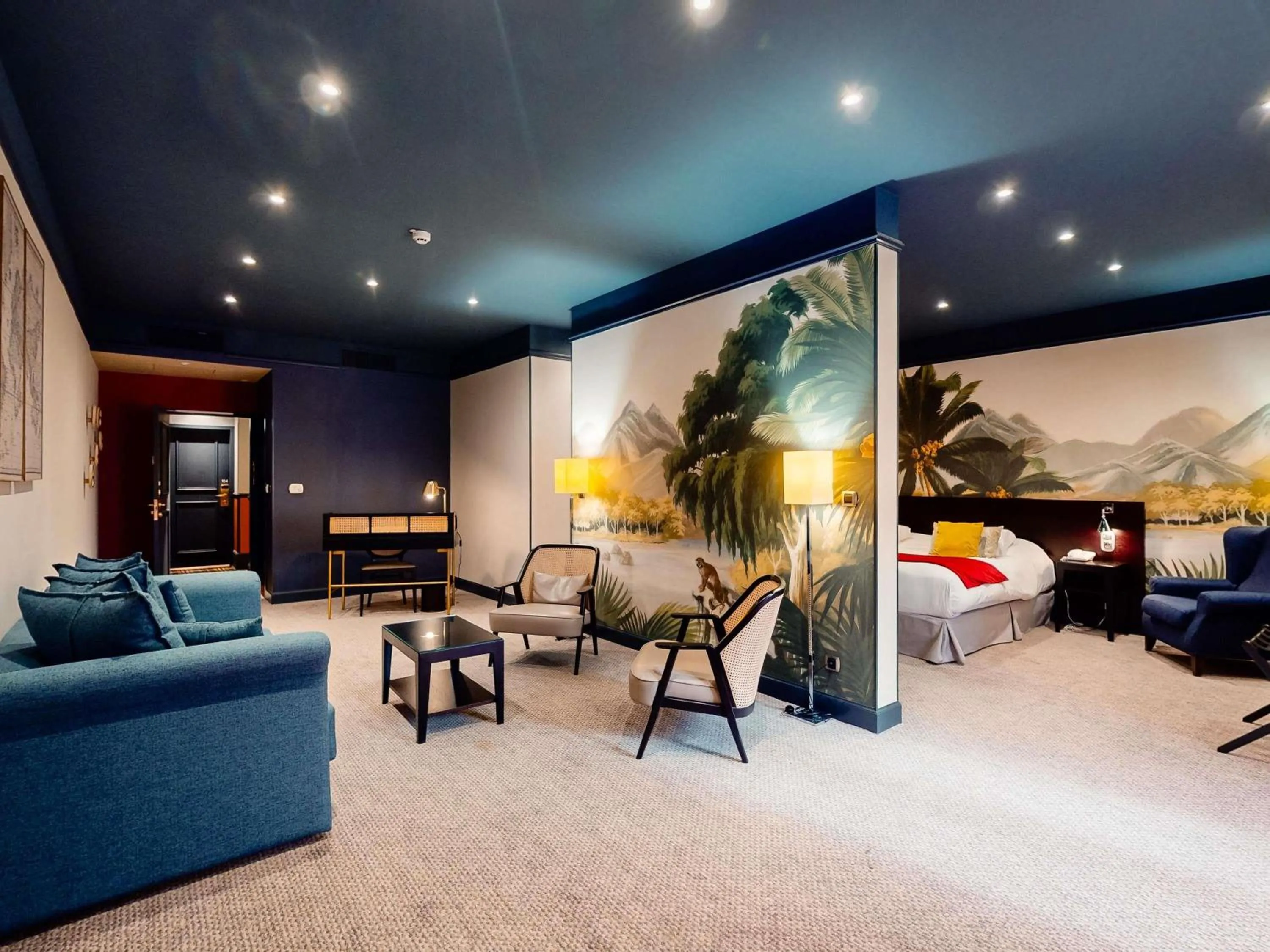 Bedroom, Bed in Mercure Bordeaux Chateau Chartrons