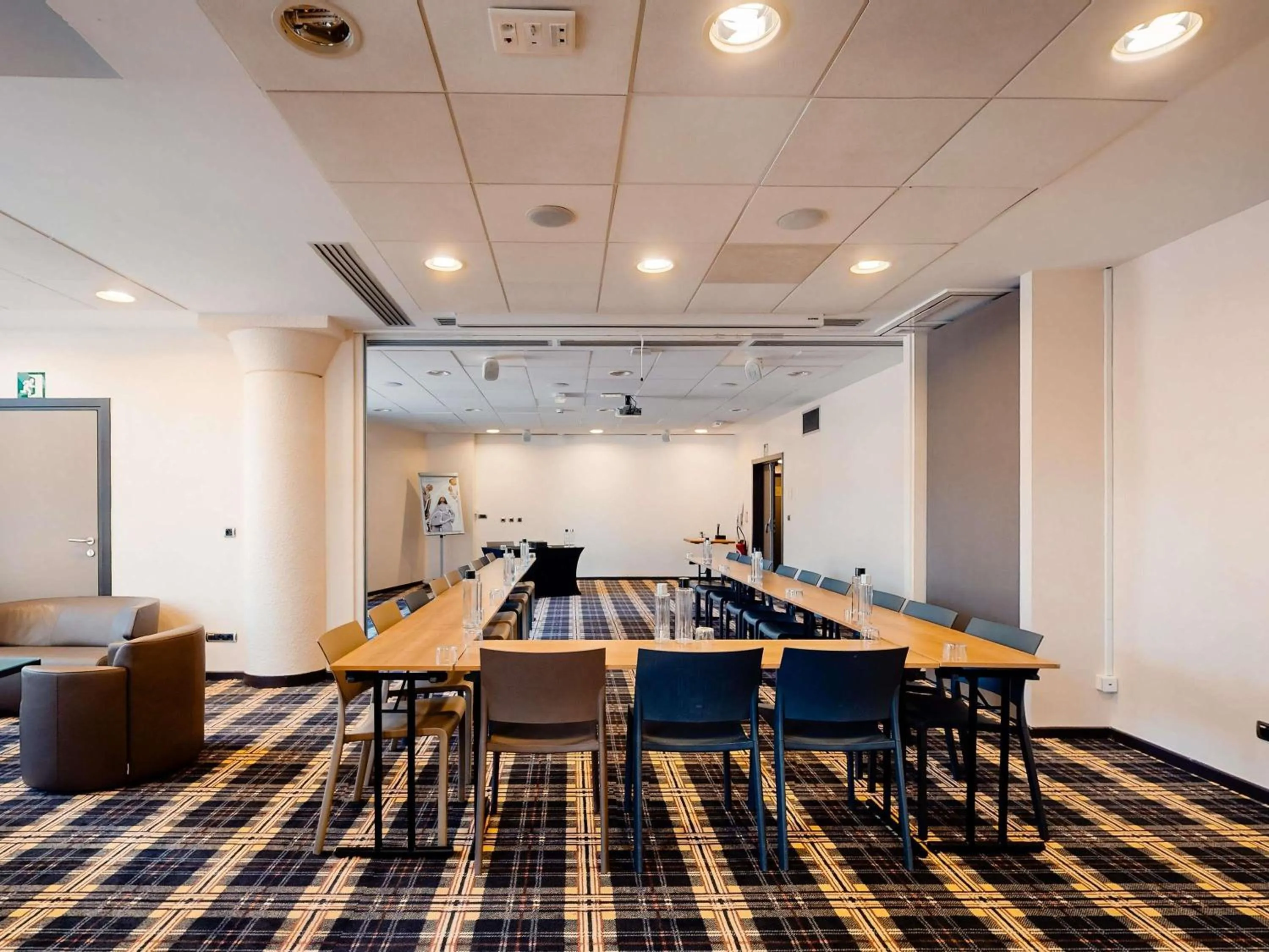 Meeting/conference room in Mercure Bordeaux Chateau Chartrons