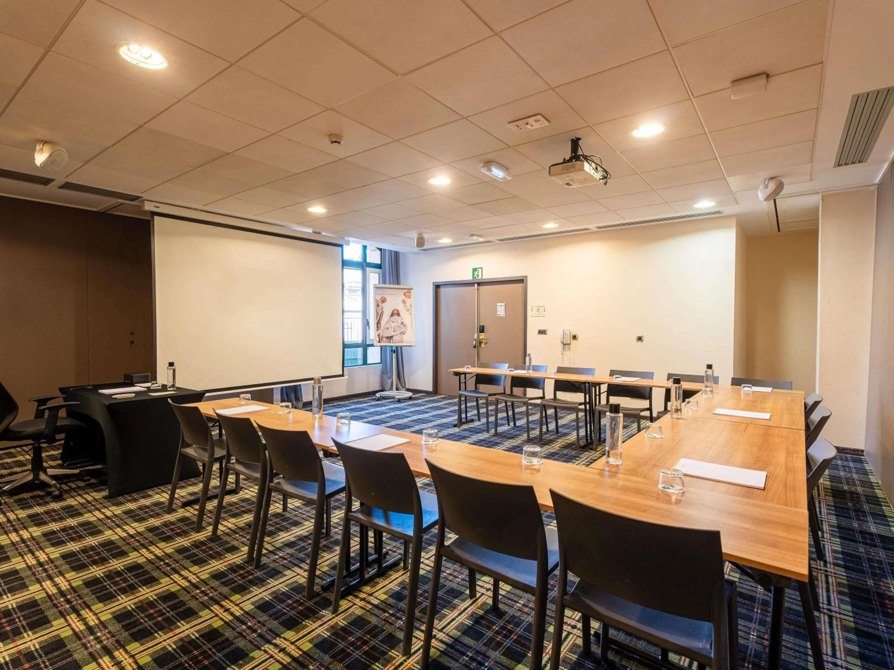 Meeting/conference room in Mercure Bordeaux Chateau Chartrons