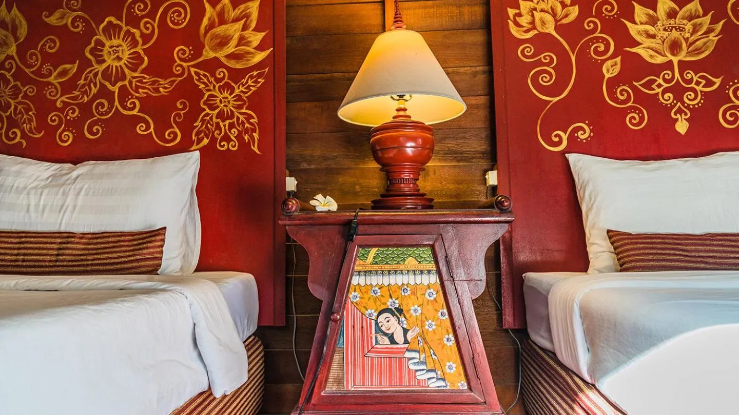 Property building, Bed in Leeloo Paradise