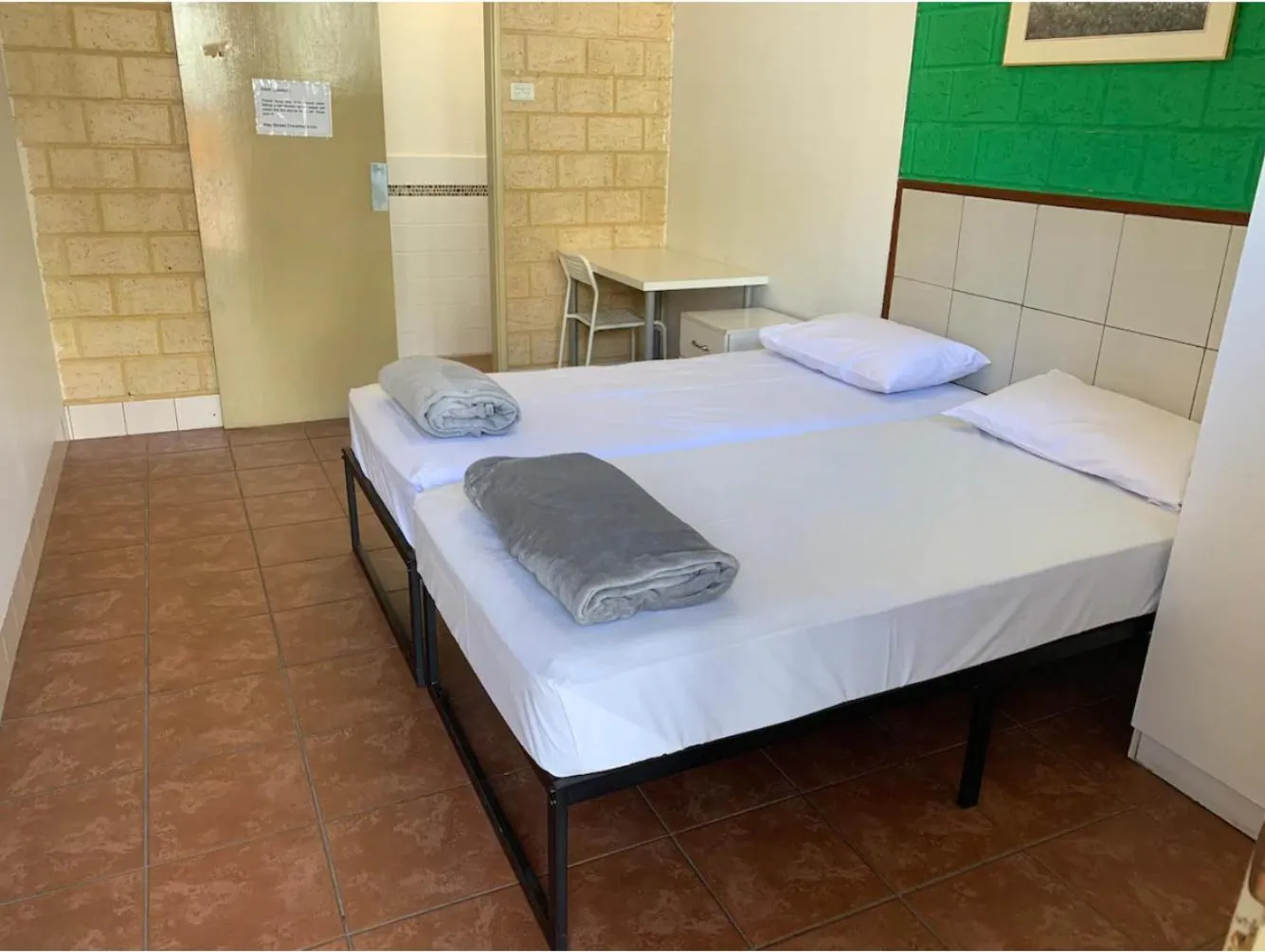 Bed in Hay Street Traveller's Inn