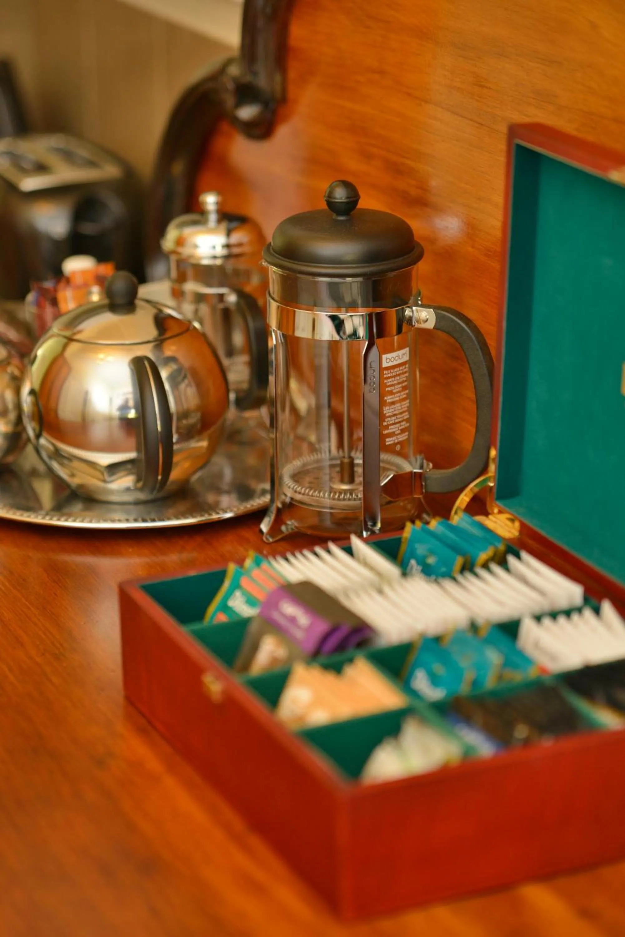 Coffee/tea facilities in Sennen House Boutique Accommodation