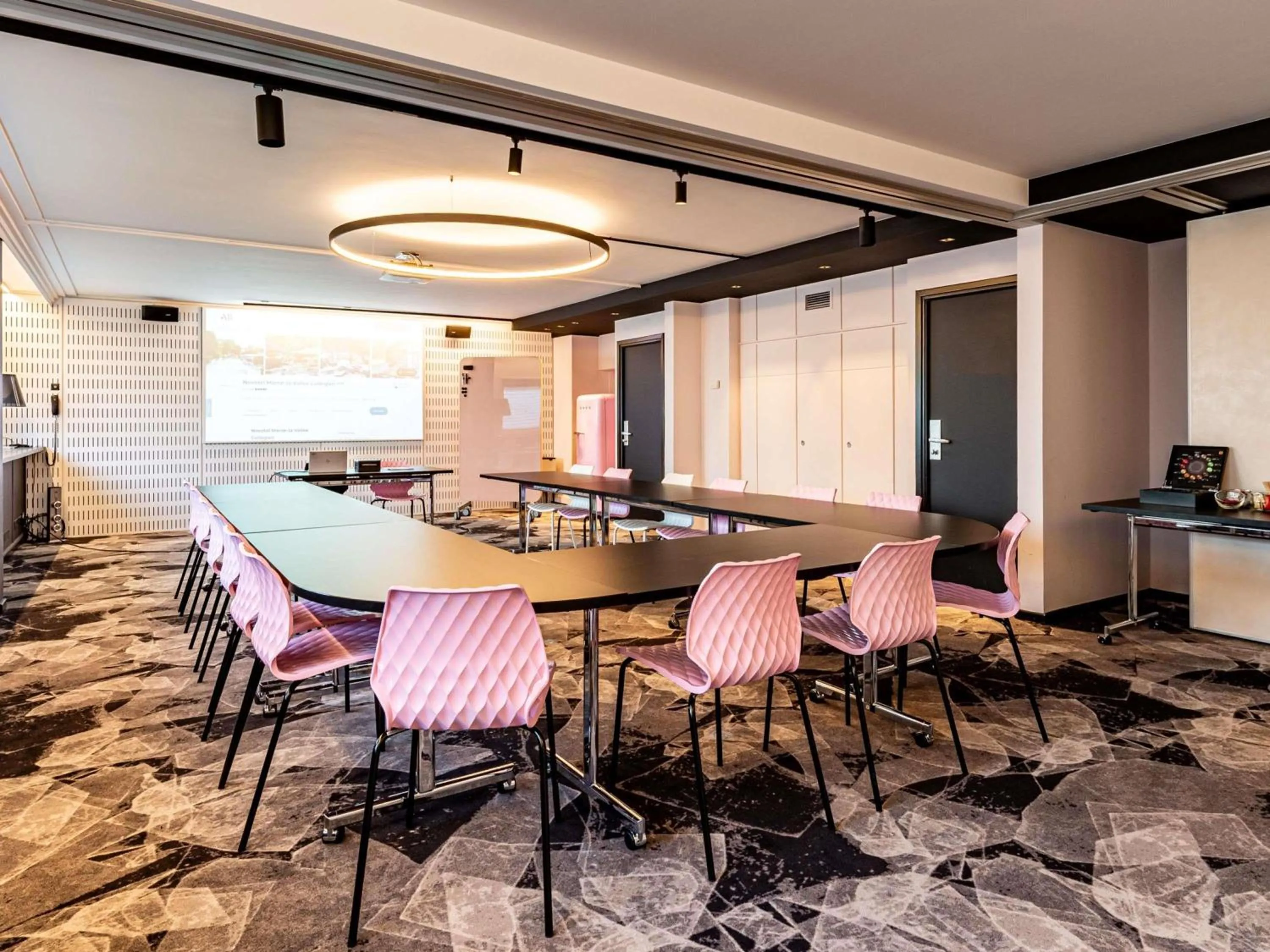 Meeting/conference room in Novotel Marne La Vallée Collégien