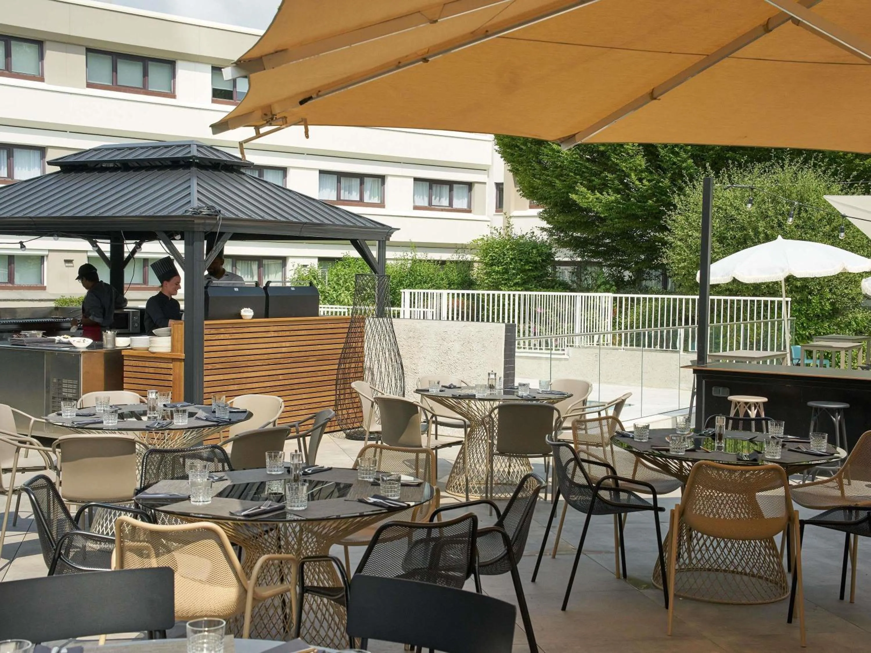 Restaurant/places to eat in Novotel Marne La Vallée Collégien