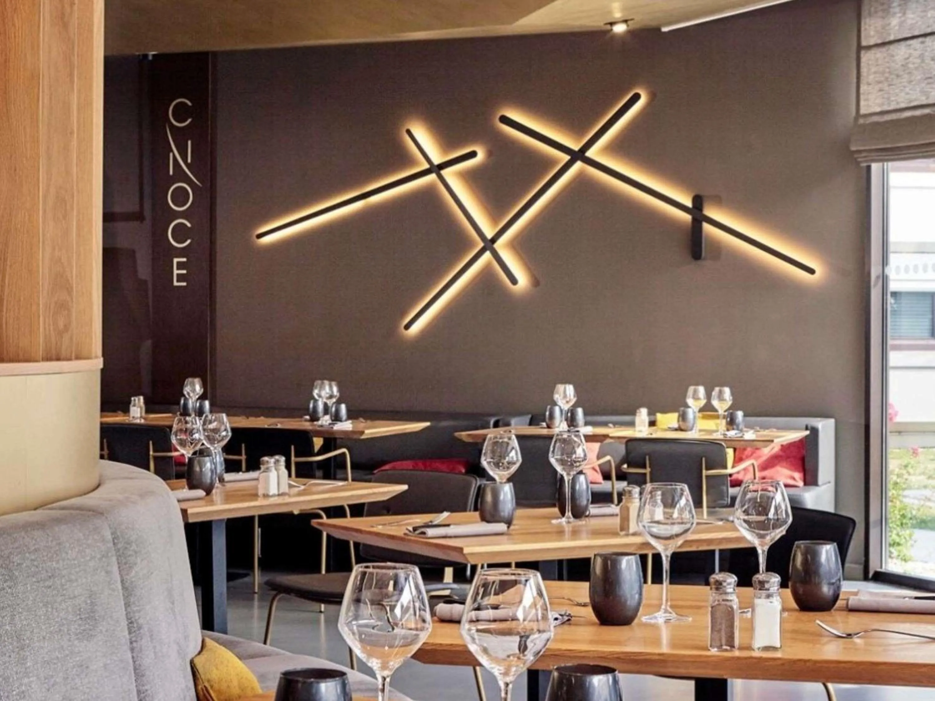 Restaurant/places to eat in Novotel Marne La Vallée Collégien