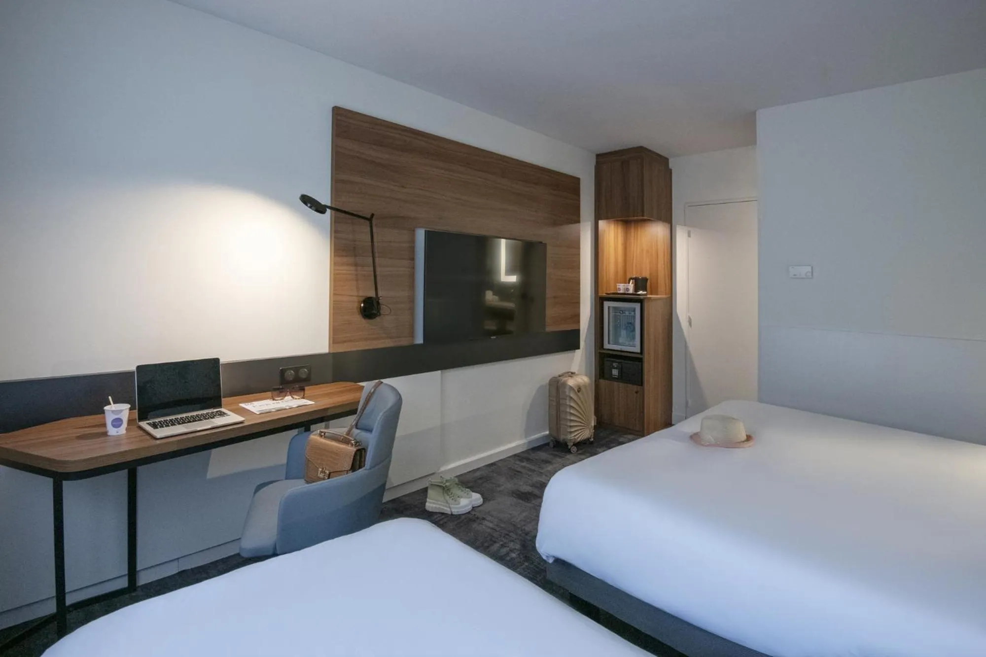 Bedroom, Bed in Novotel Antibes Sophia Antipolis