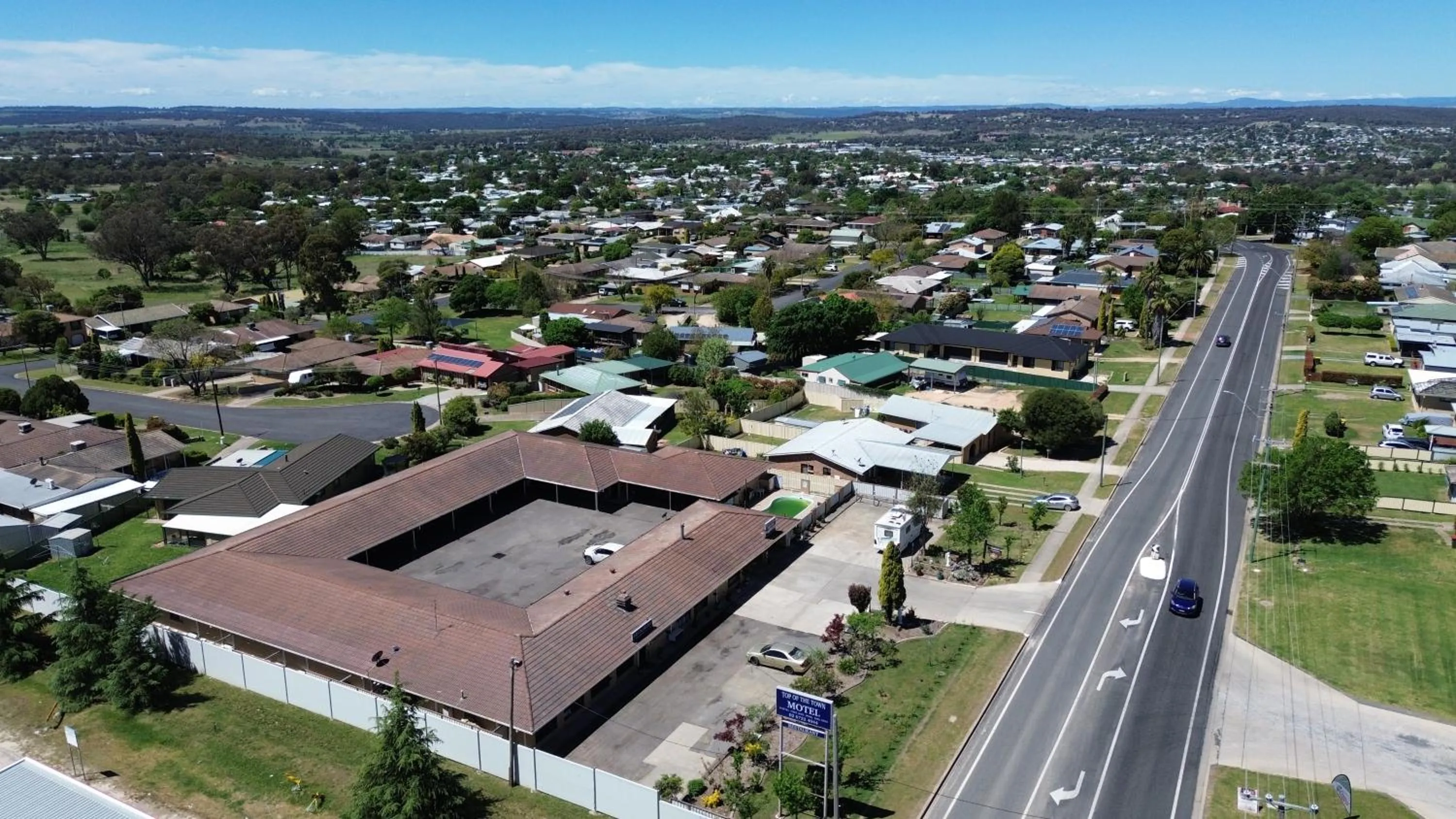 Bird's eye view in Top of the Town Motel
