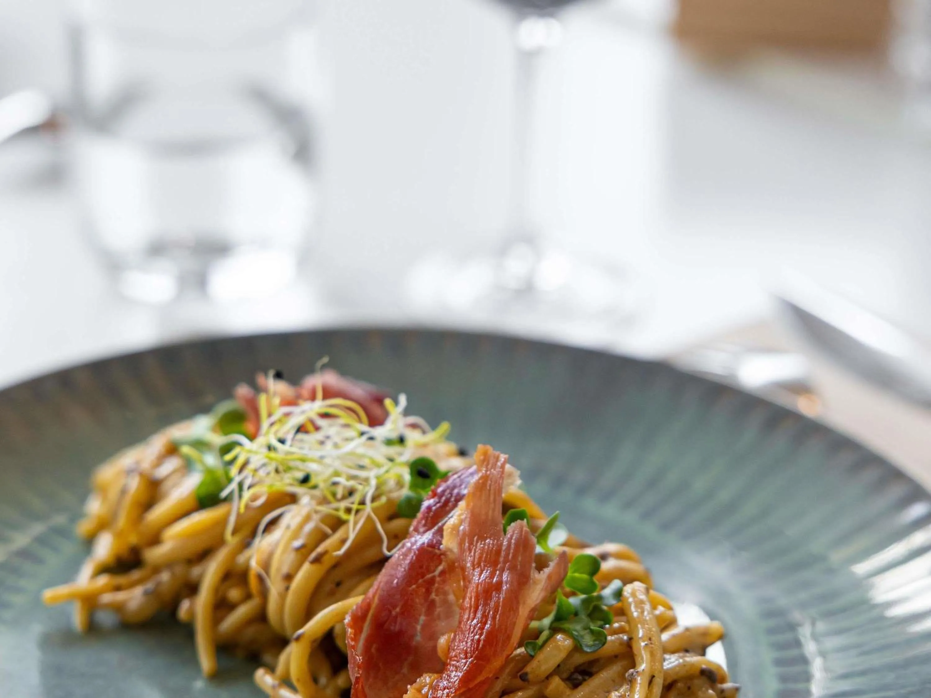 Restaurant/places to eat in Novotel Narbonne Sud A9/A61