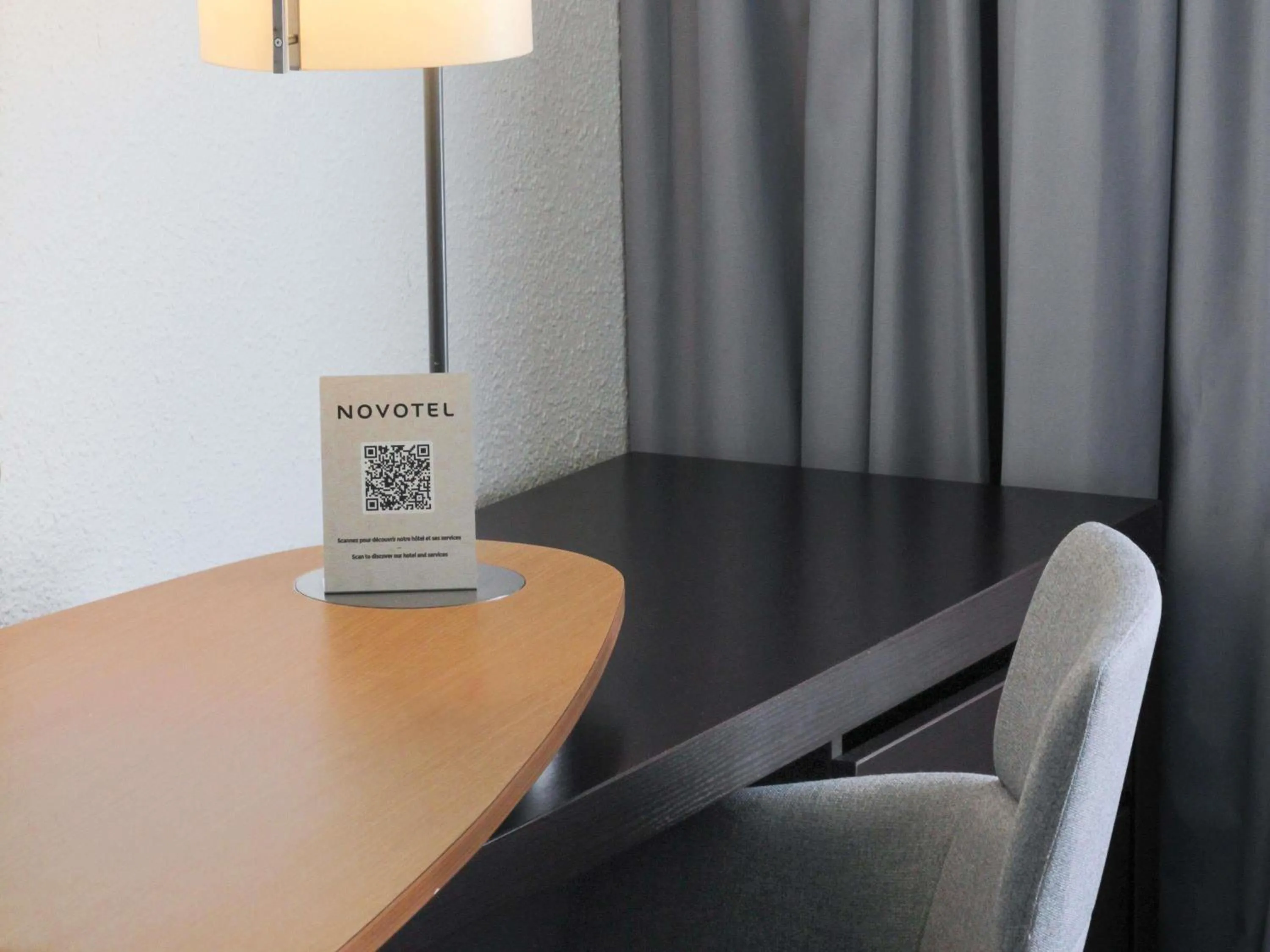 Bedroom in Novotel Narbonne Sud A9/A61