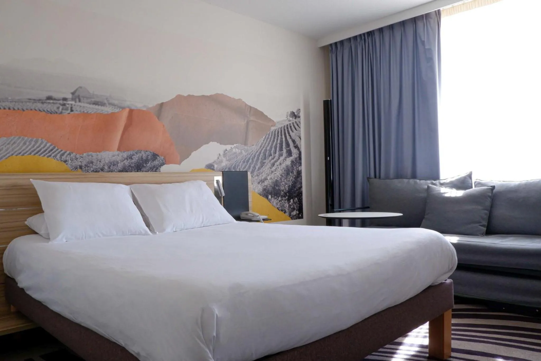Bed in Novotel Narbonne Sud A9/A61