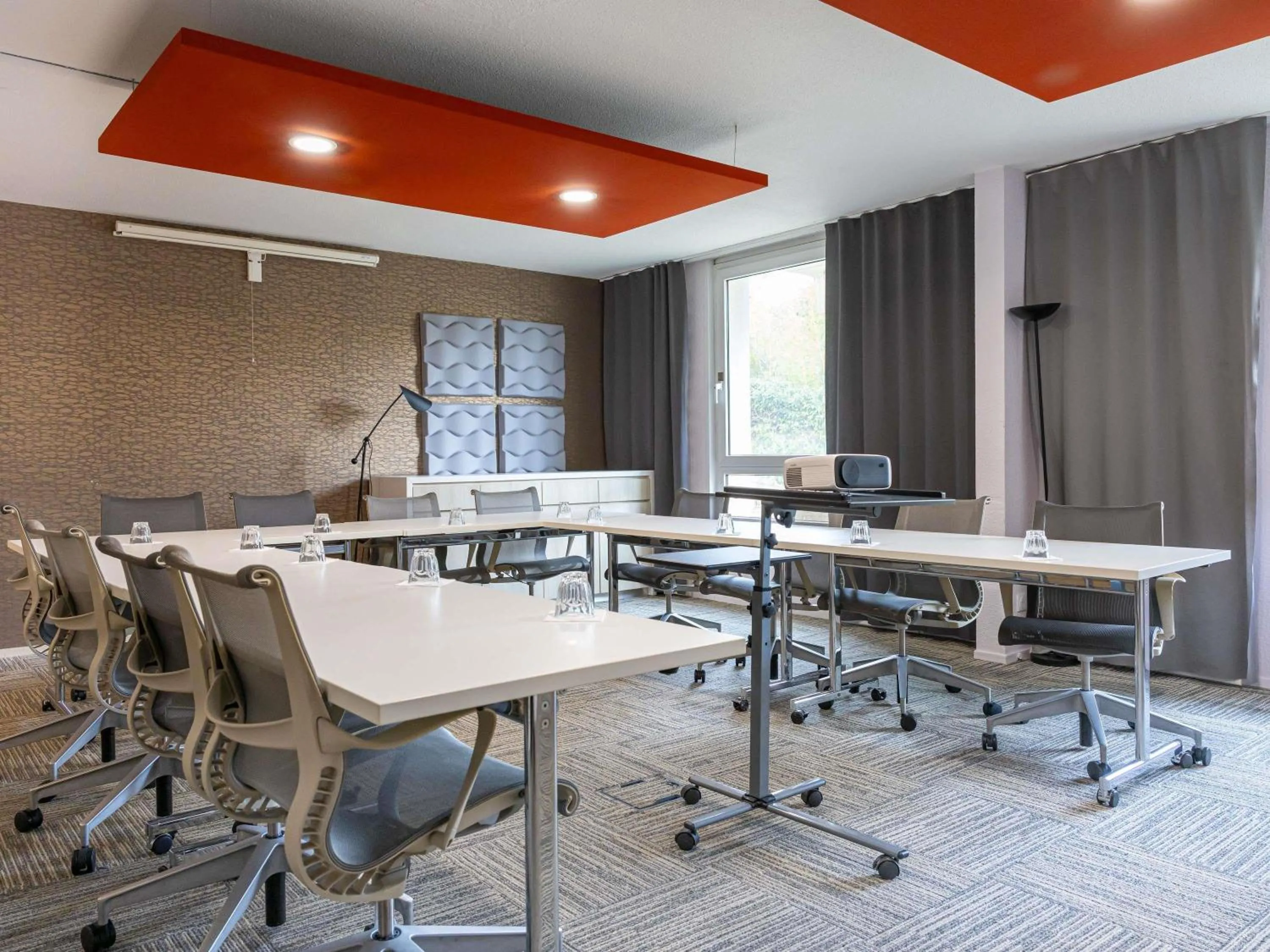 Meeting/conference room in Novotel Narbonne Sud A9/A61
