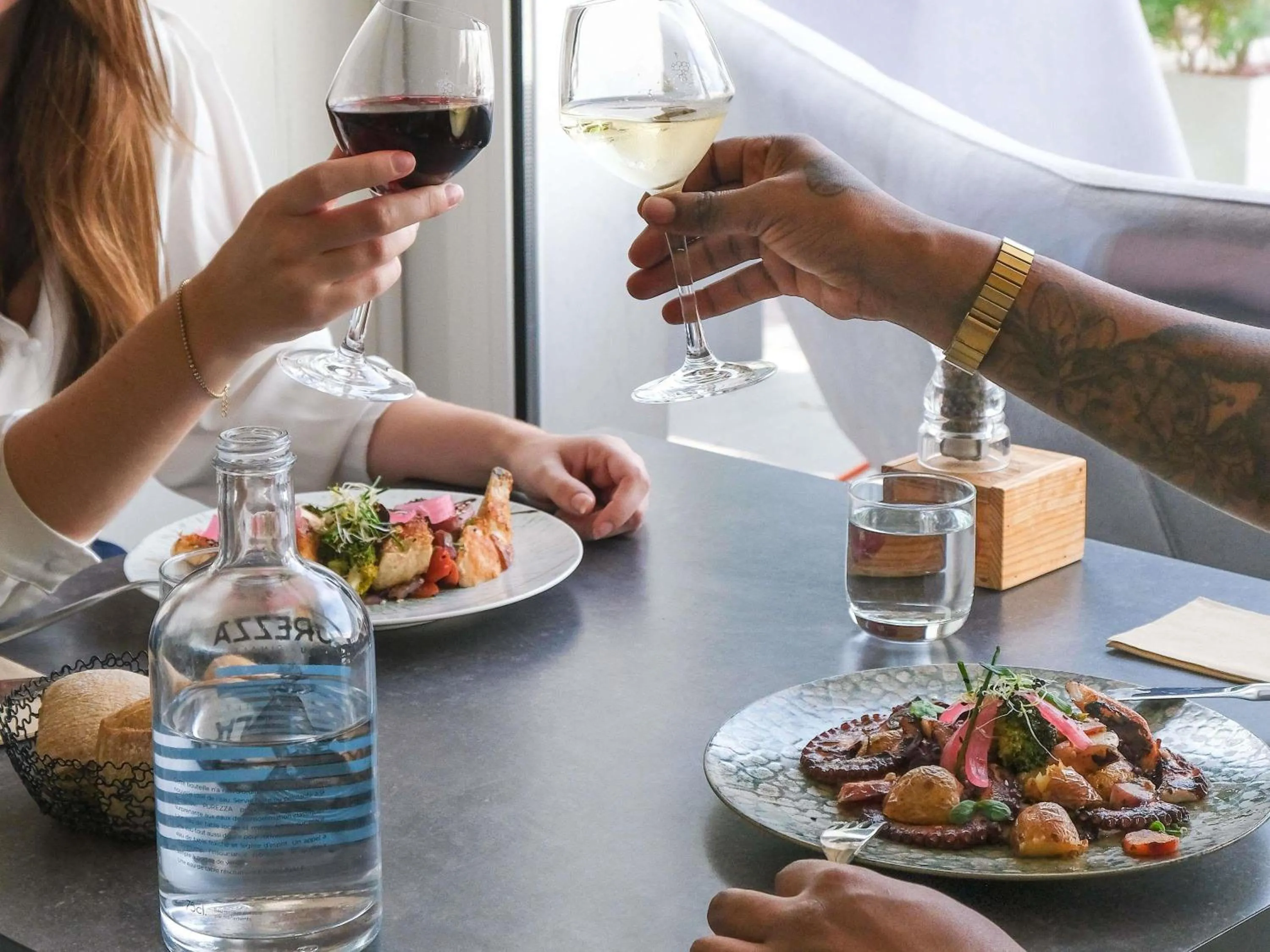 Restaurant/places to eat in Novotel Narbonne Sud A9/A61