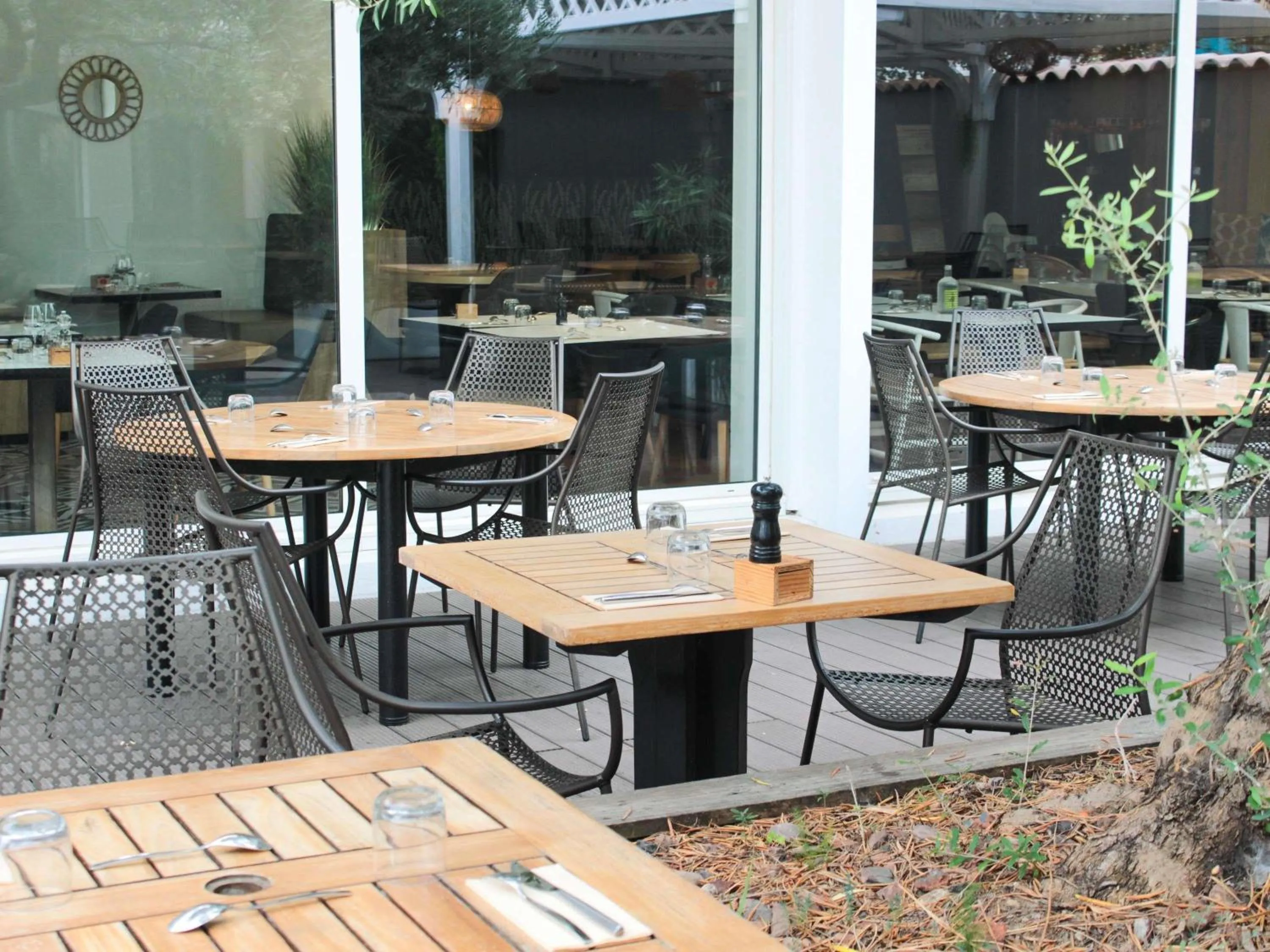 Restaurant/places to eat in Novotel Narbonne Sud A9/A61