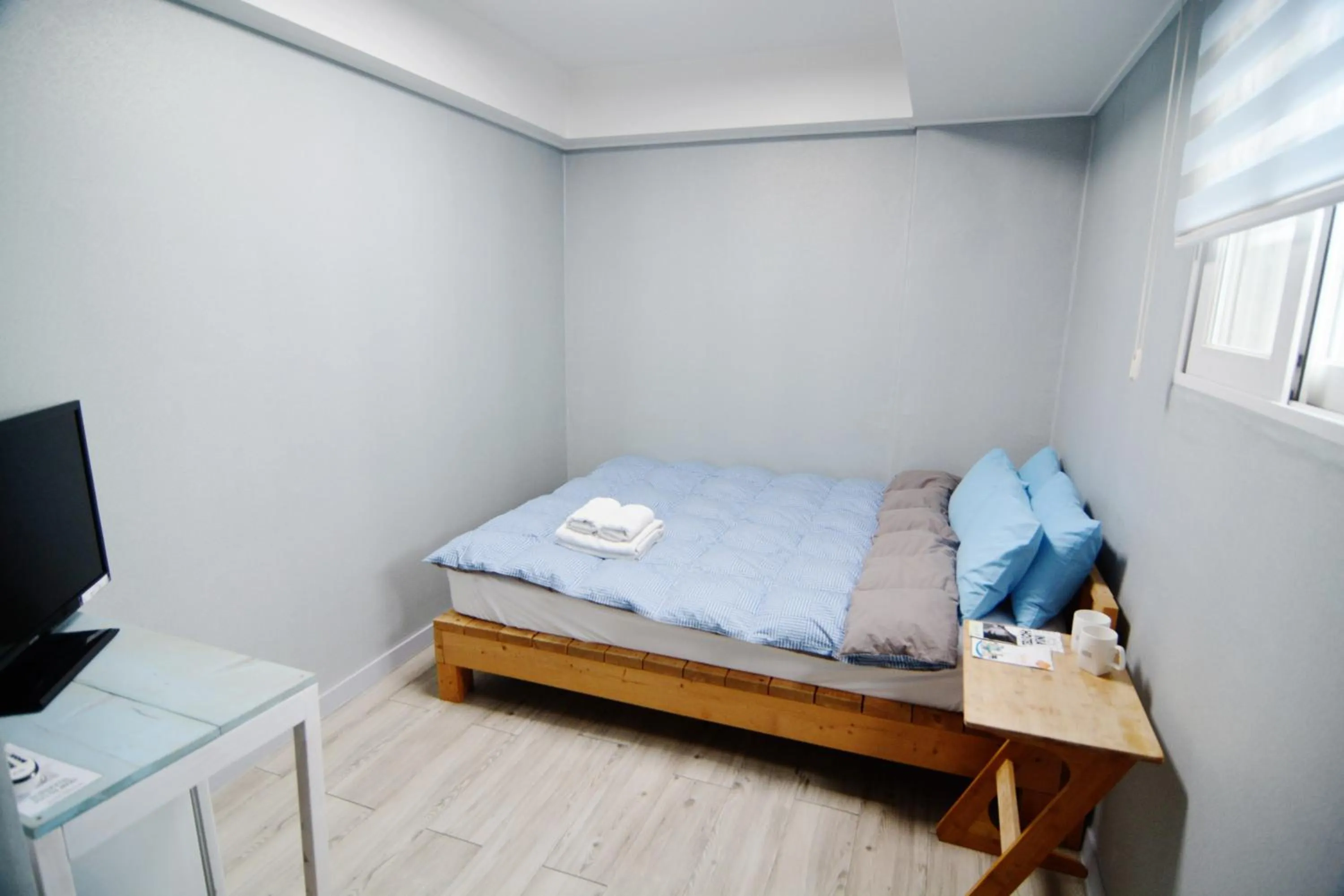 Photo of the whole room in Insadong Hostel