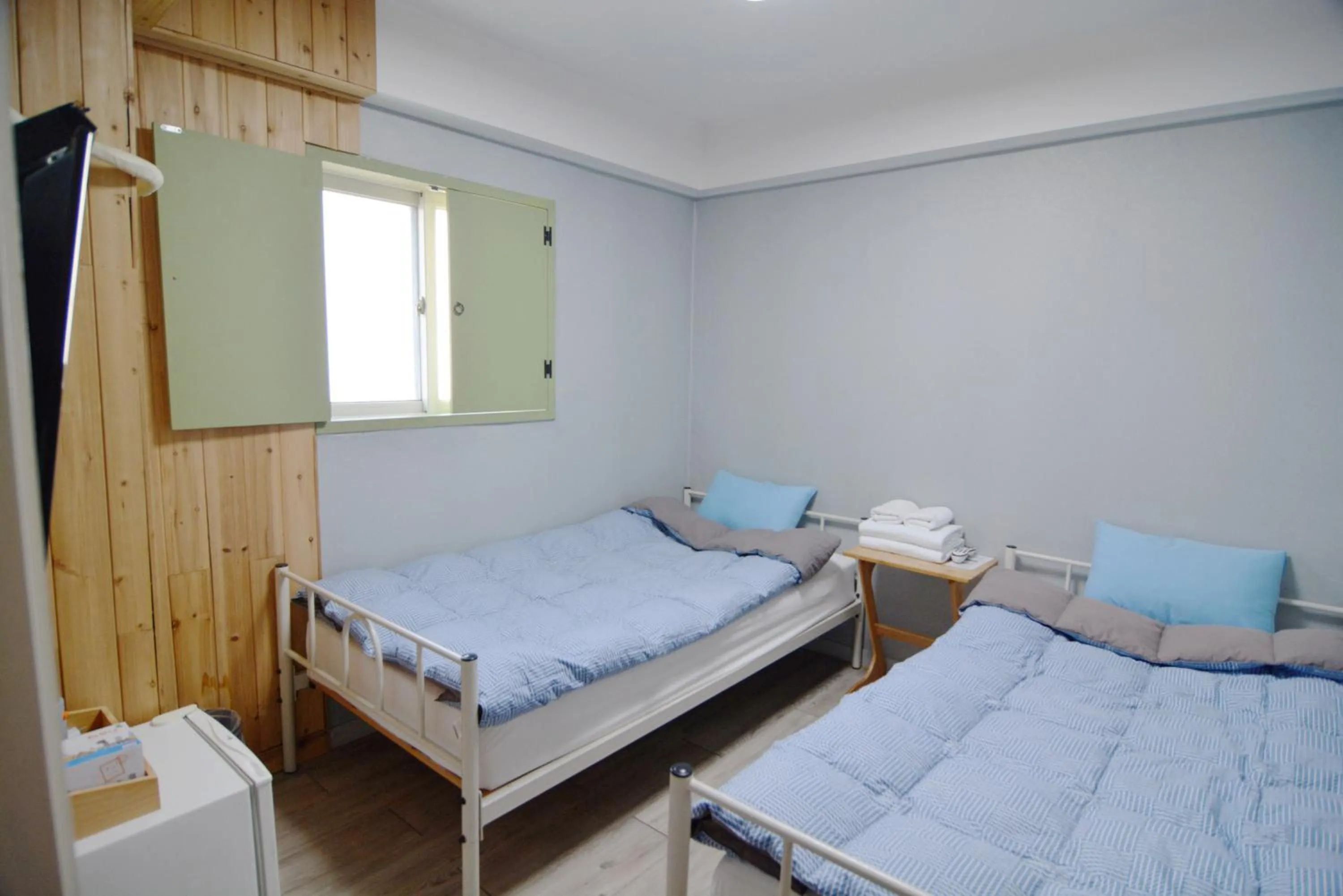 Photo of the whole room in Insadong Hostel