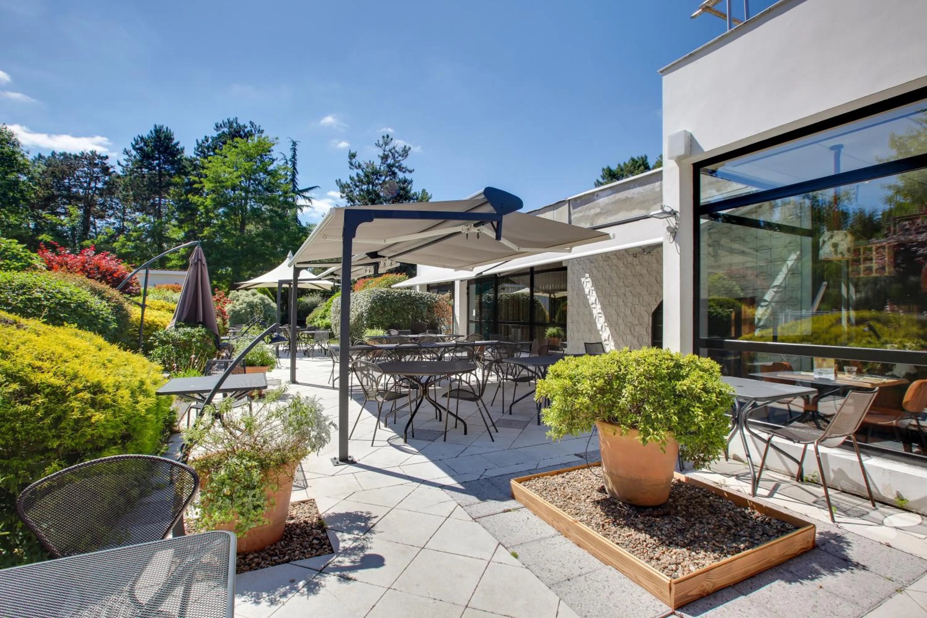 Balcony/Terrace in Novotel Bordeaux Mérignac