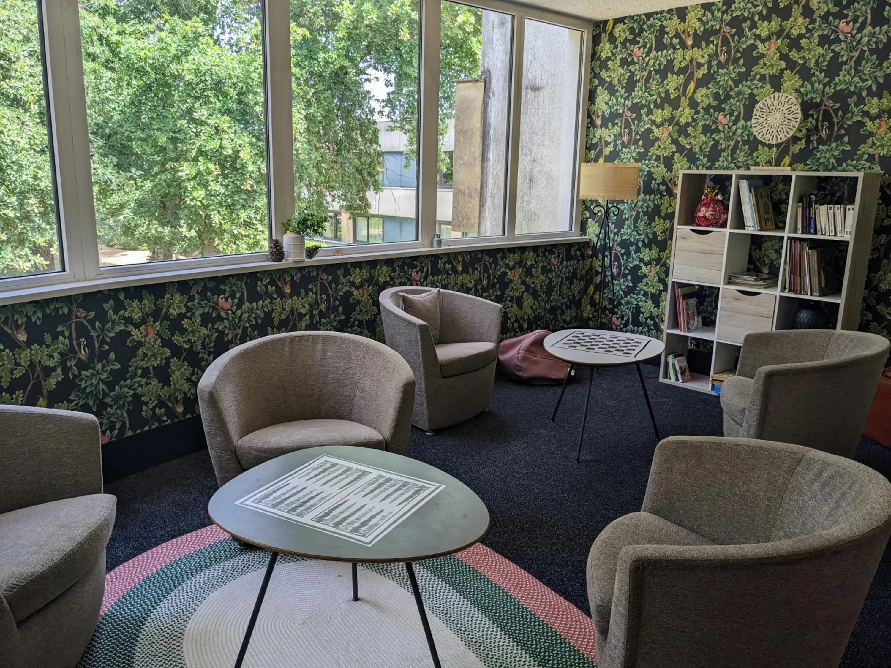 Library in Novotel Bordeaux Mérignac