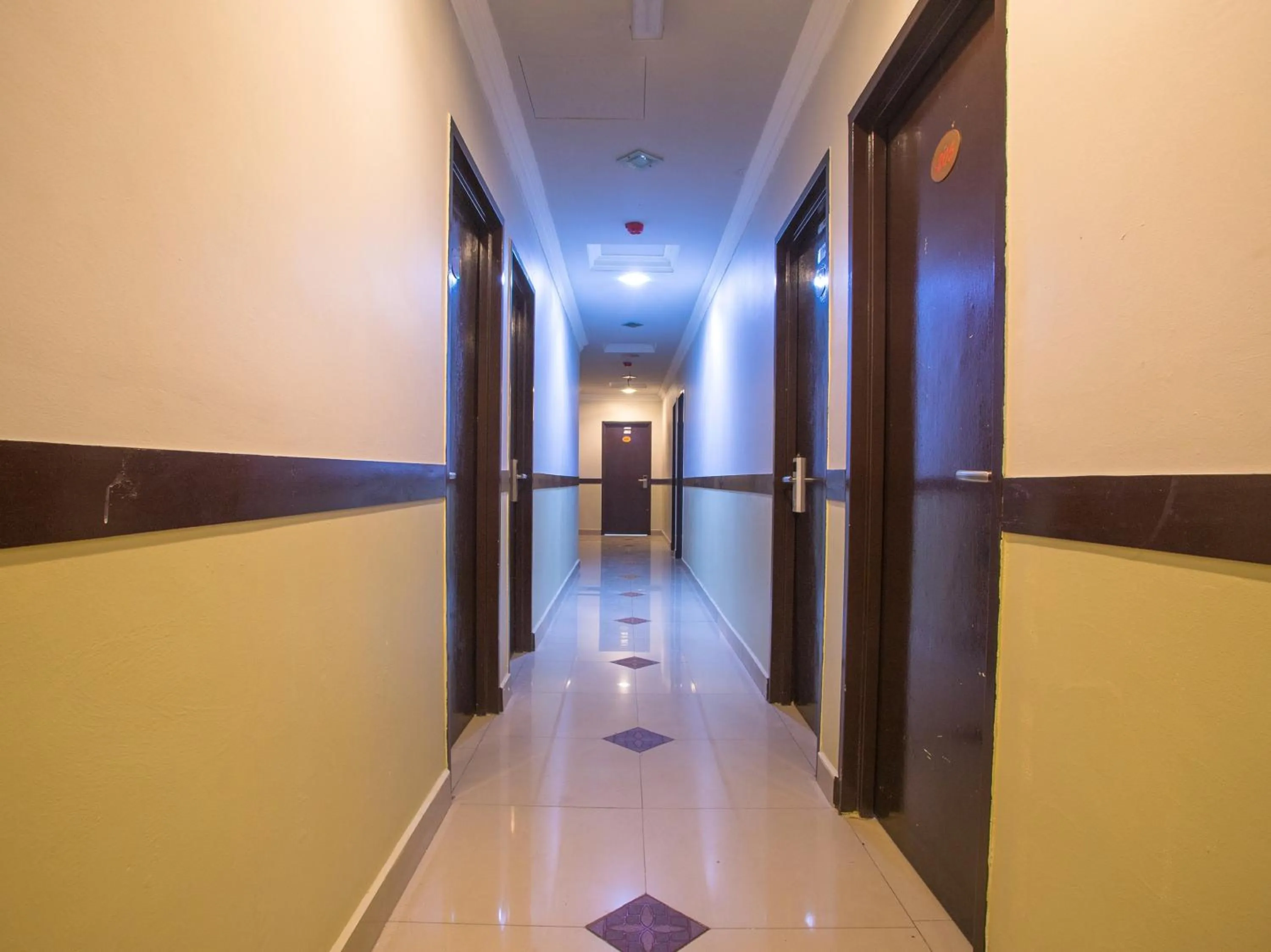 Floor plan in OYO 44010 Royals Star Hotel