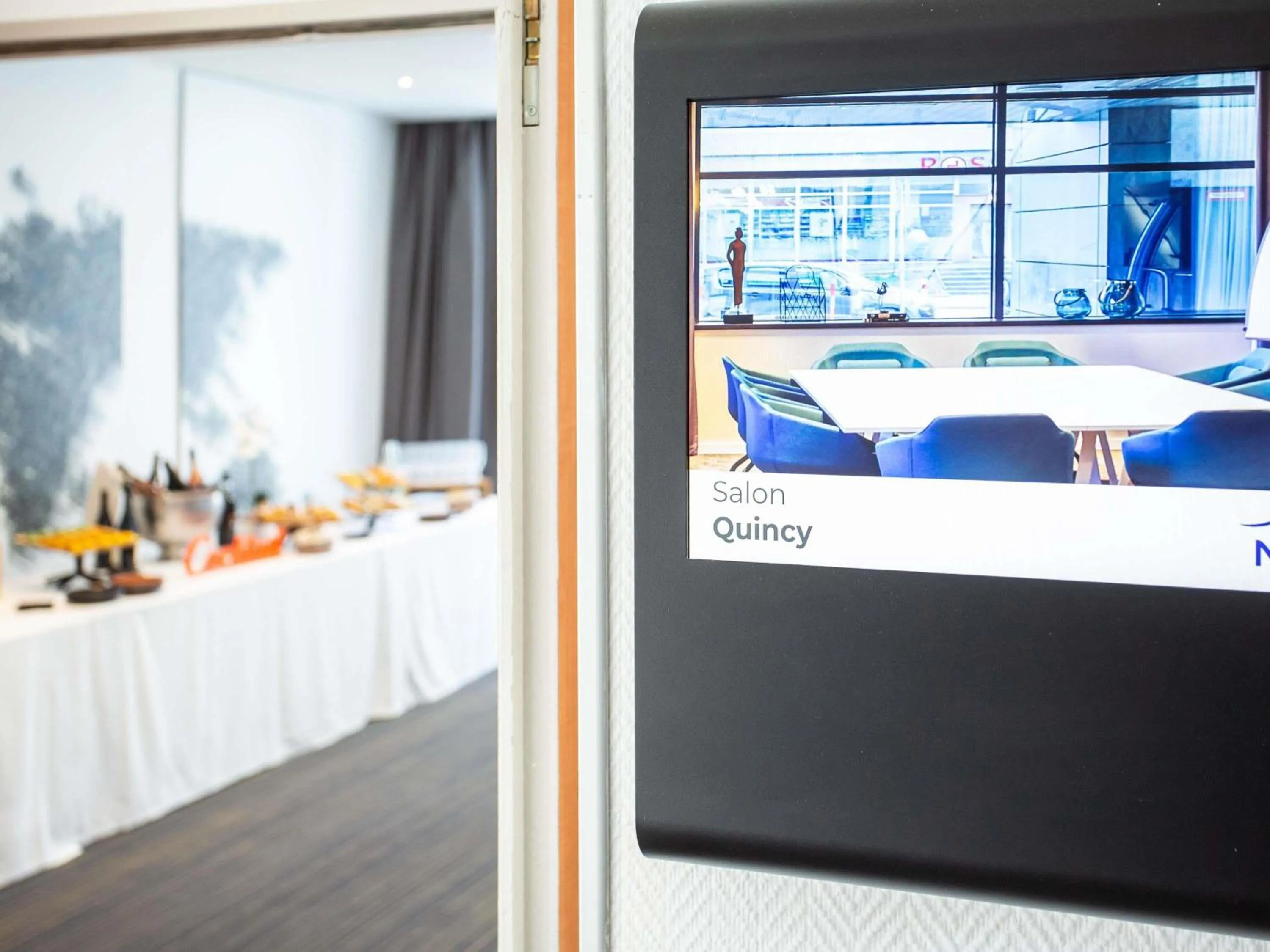 Meeting/conference room in Novotel Bourges