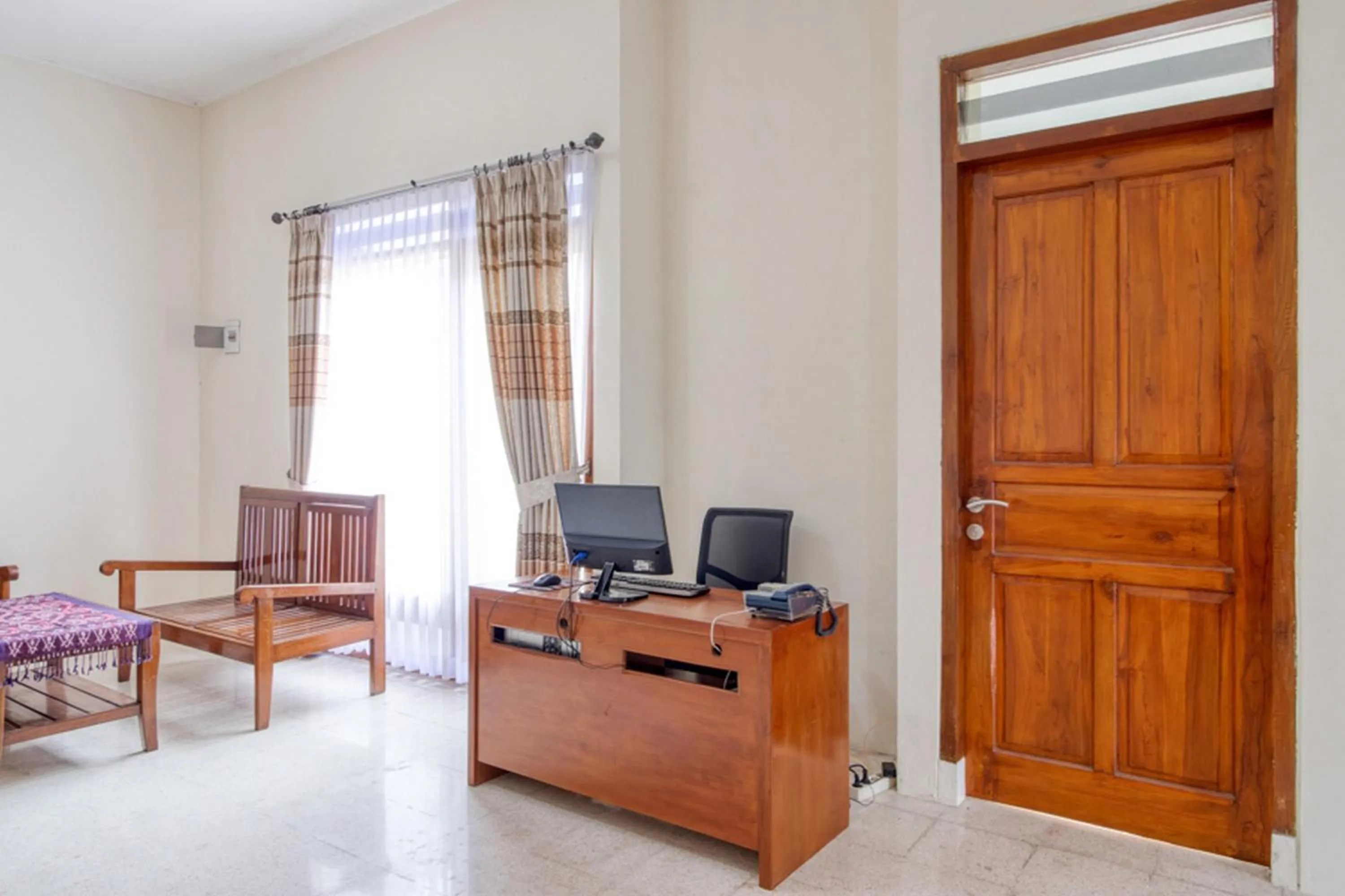 RedDoorz near Universitas Gajah Mada