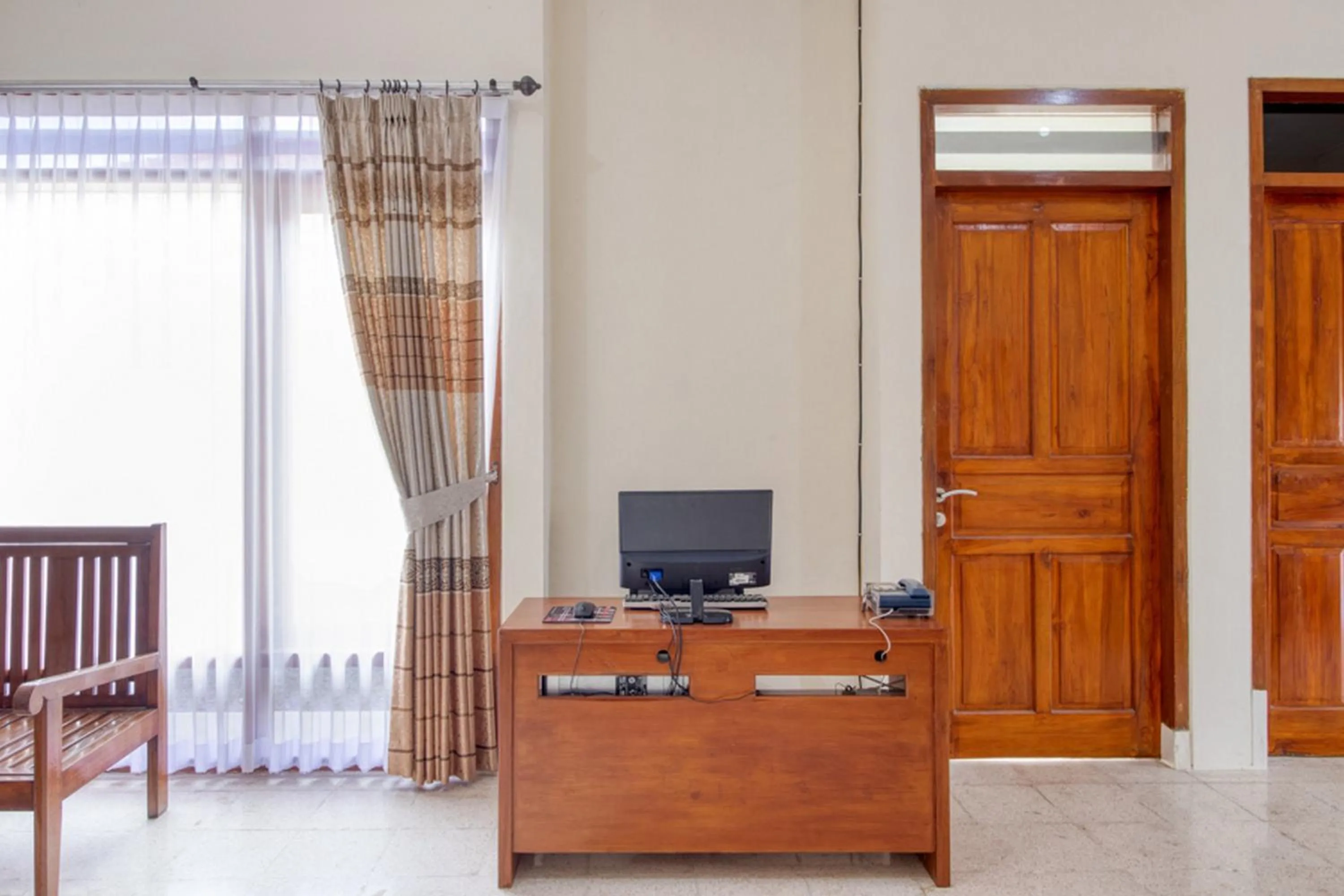 RedDoorz near Universitas Gajah Mada