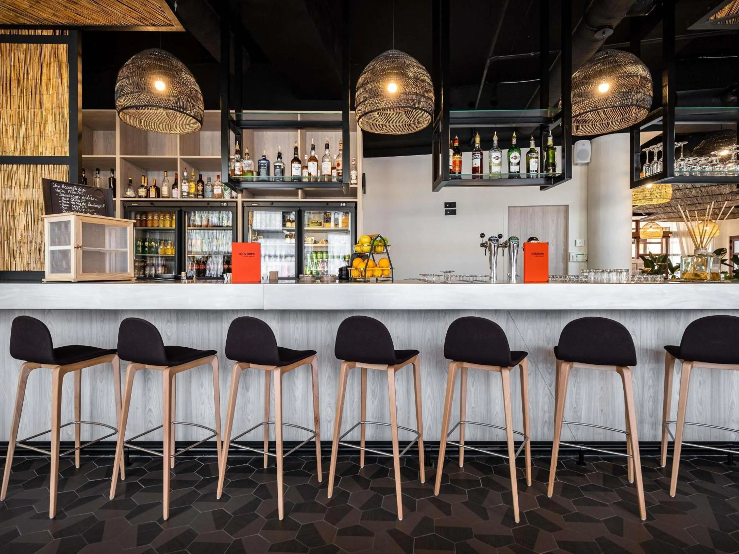 Property building in Mercure Cannes Mandelieu