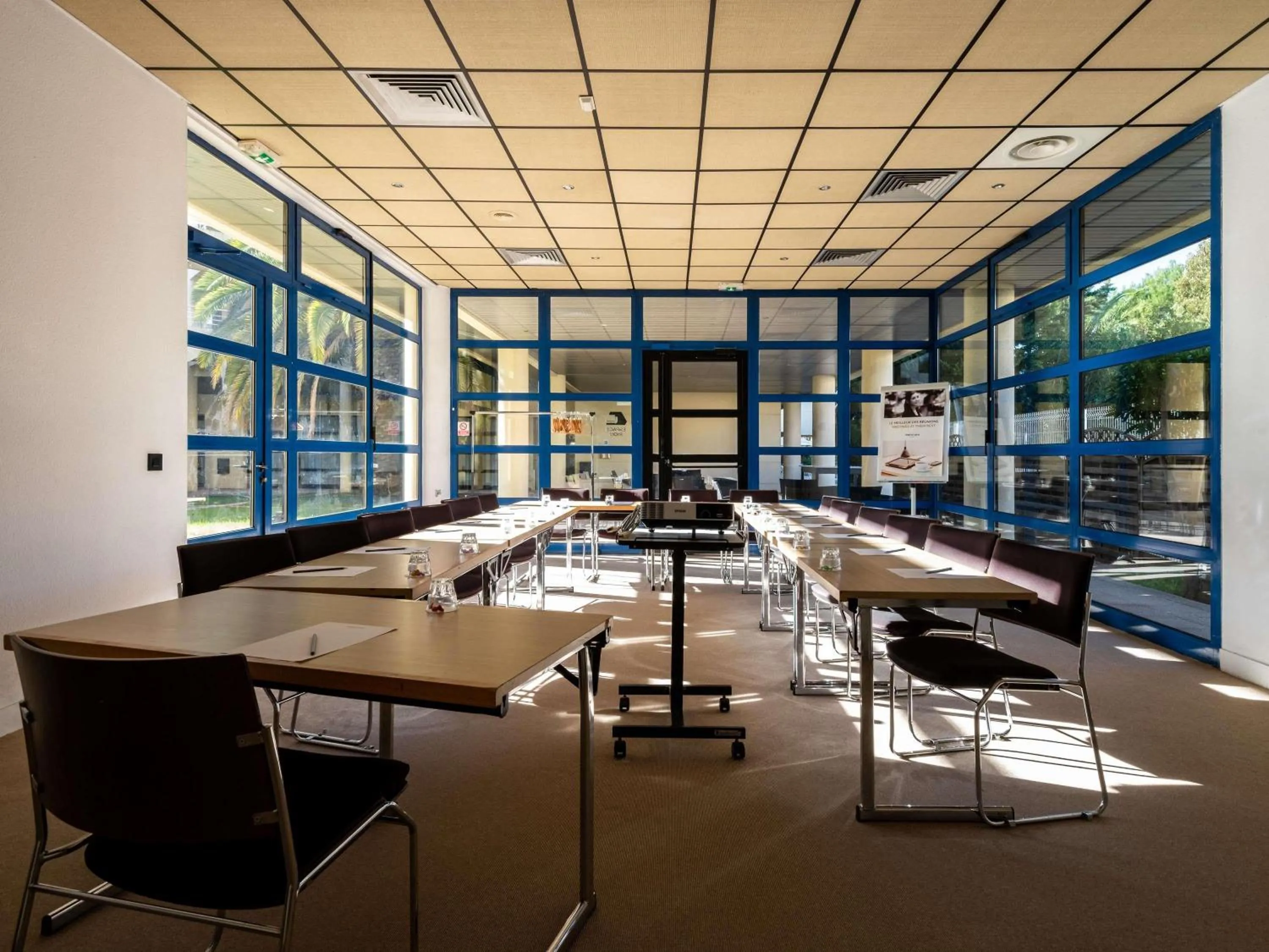 Meeting/conference room in Mercure Cannes Mandelieu