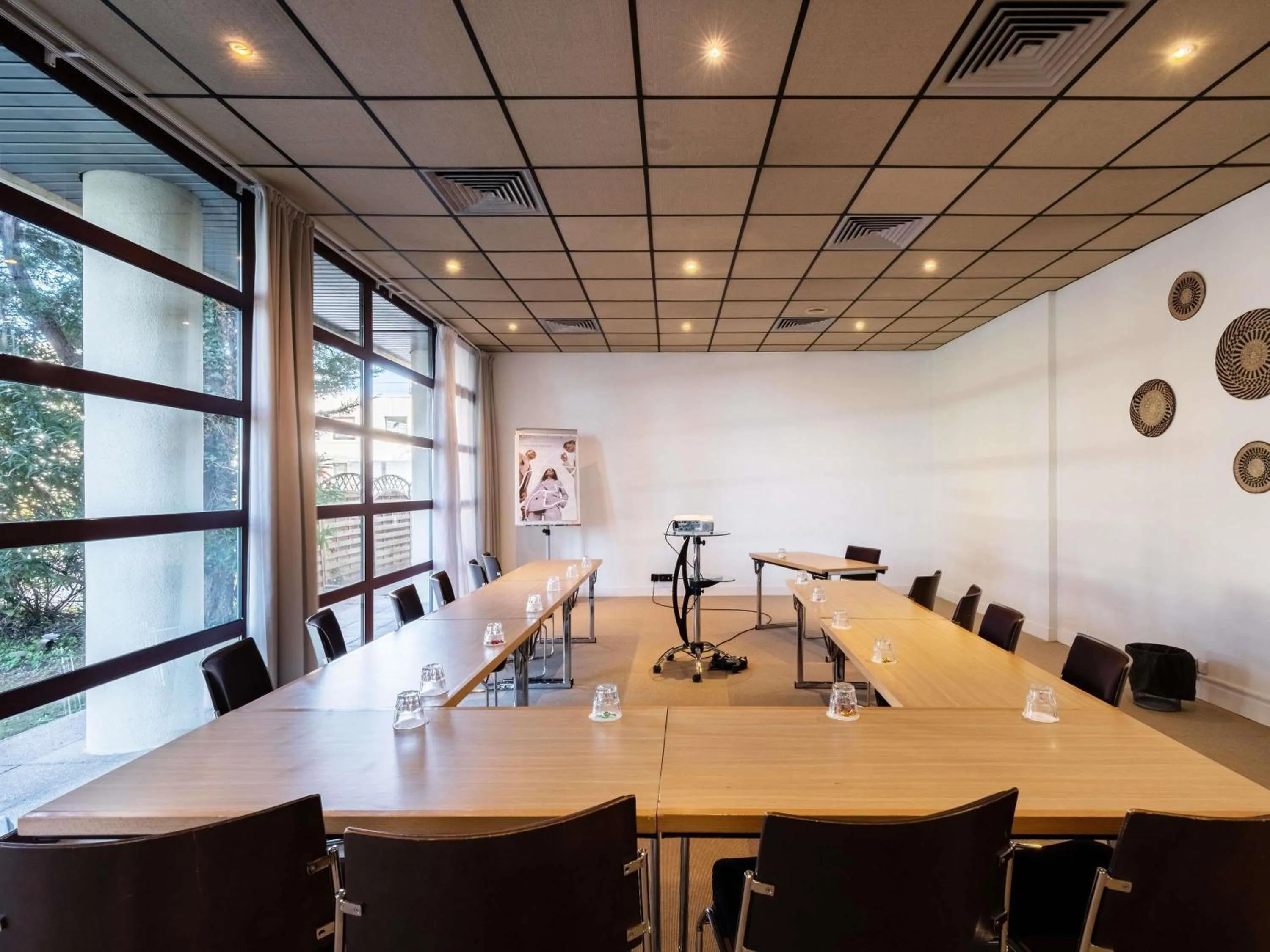 Meeting/conference room in Mercure Cannes Mandelieu