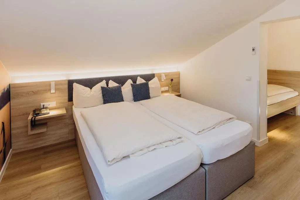 Bedroom, Bed in Hotel Landgasthof Schöntag