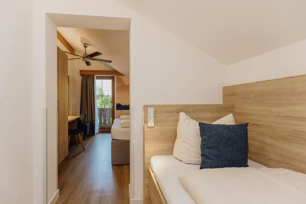 Photo of the whole room, Bed in Hotel Landgasthof Schöntag