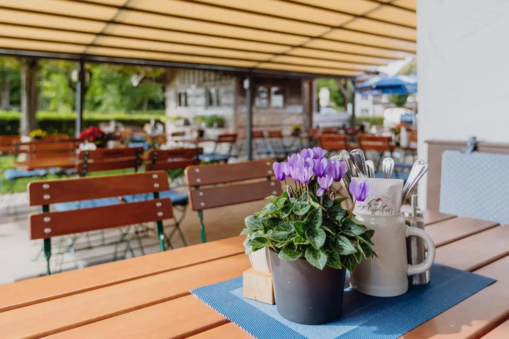 Restaurant/places to eat in Hotel Landgasthof Schöntag