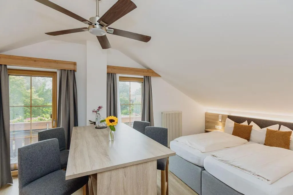 Photo of the whole room, Bed in Hotel Landgasthof Schöntag