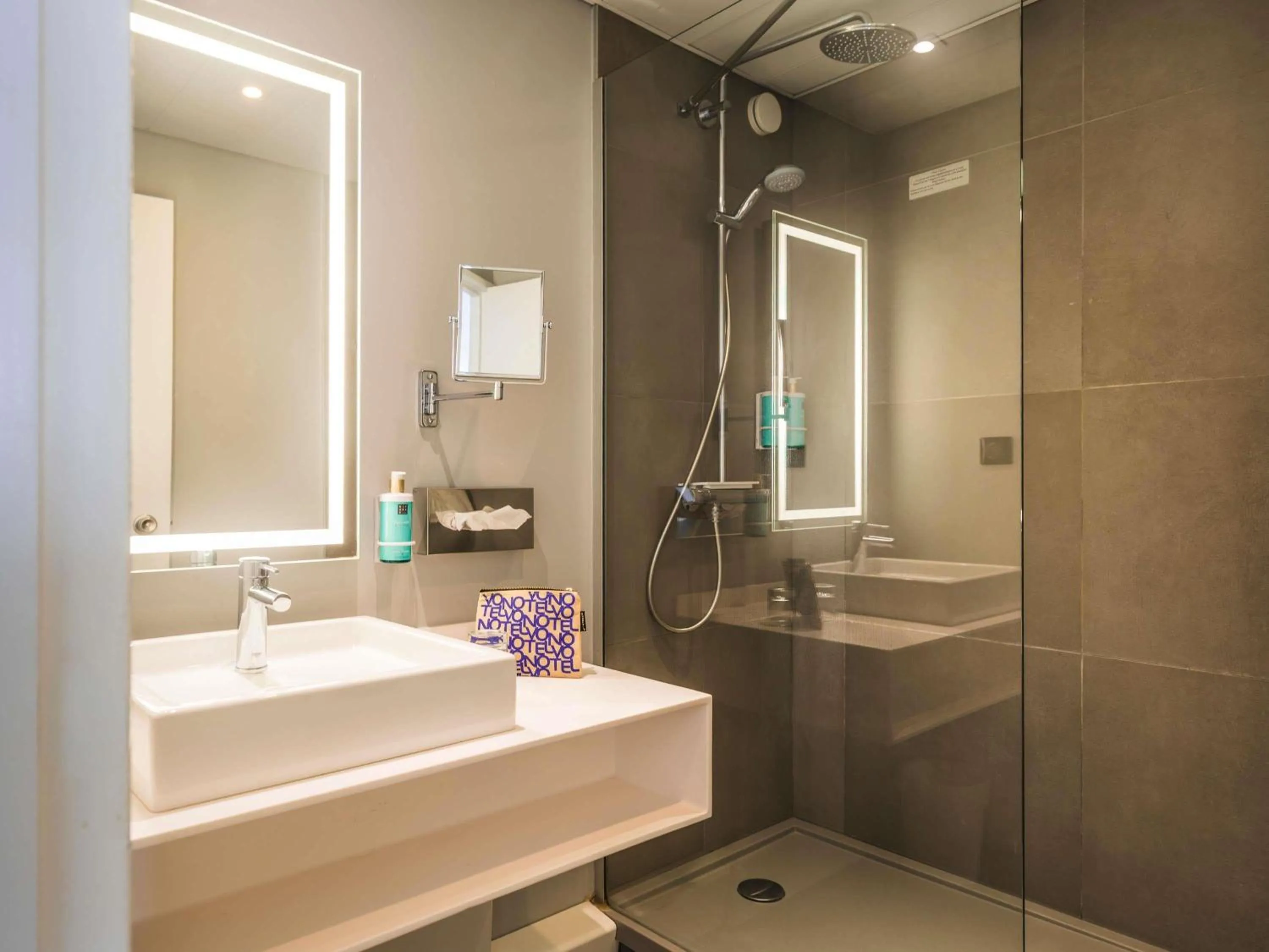 Property building in Novotel Caen Côte de Nacre