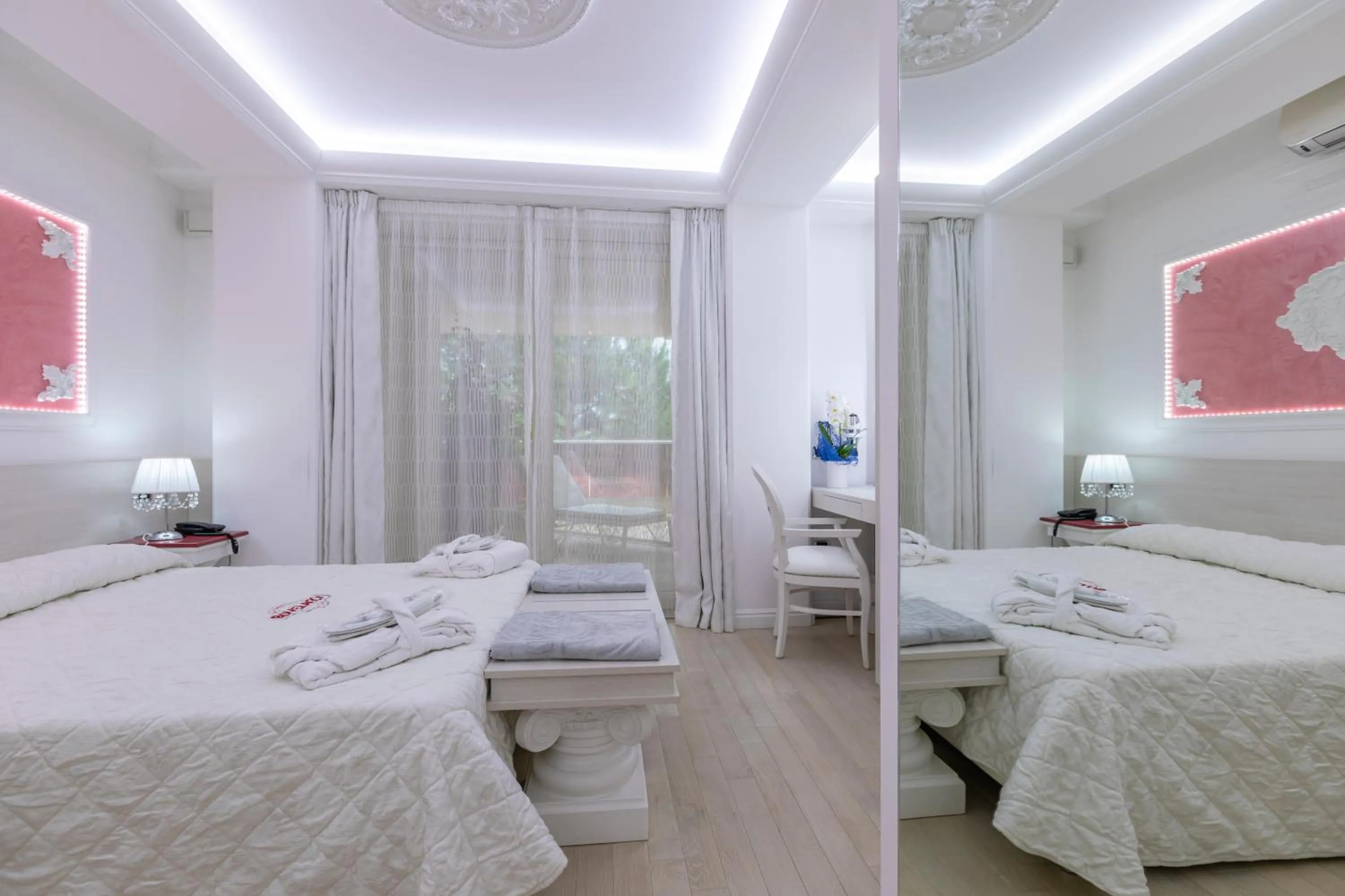 Bed in Boutique Hotel Paradiso Bovelacci