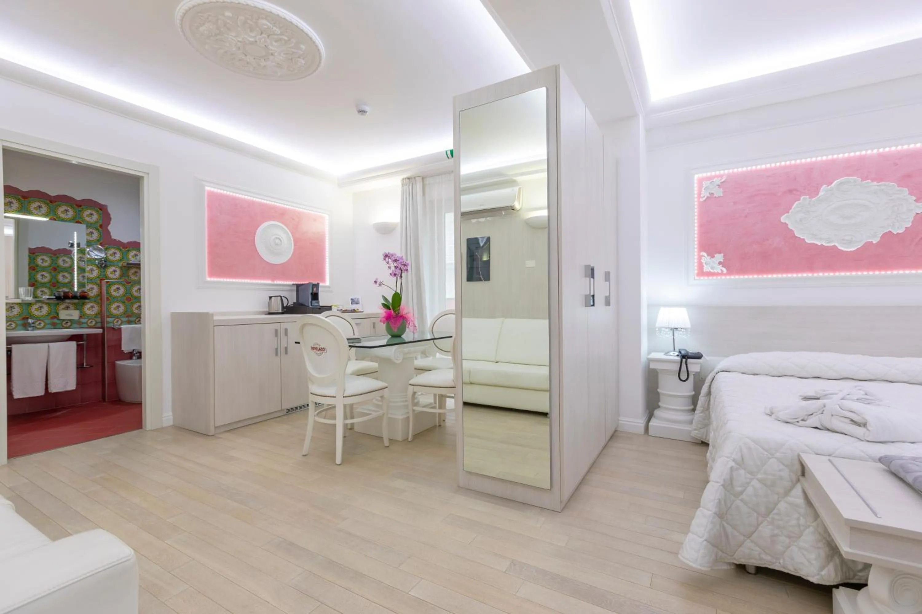 Bed in Boutique Hotel Paradiso Bovelacci