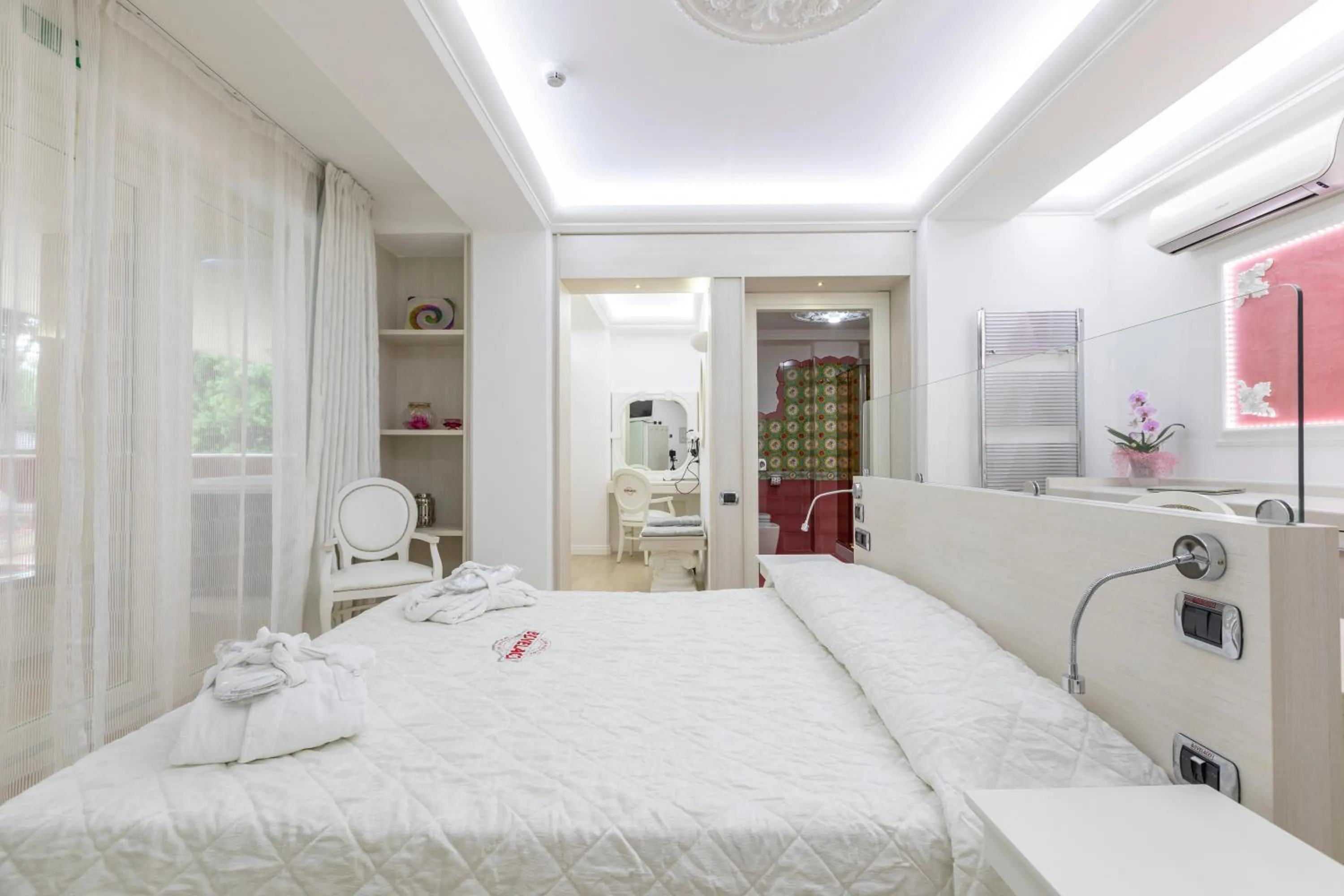 Bed in Boutique Hotel Paradiso Bovelacci