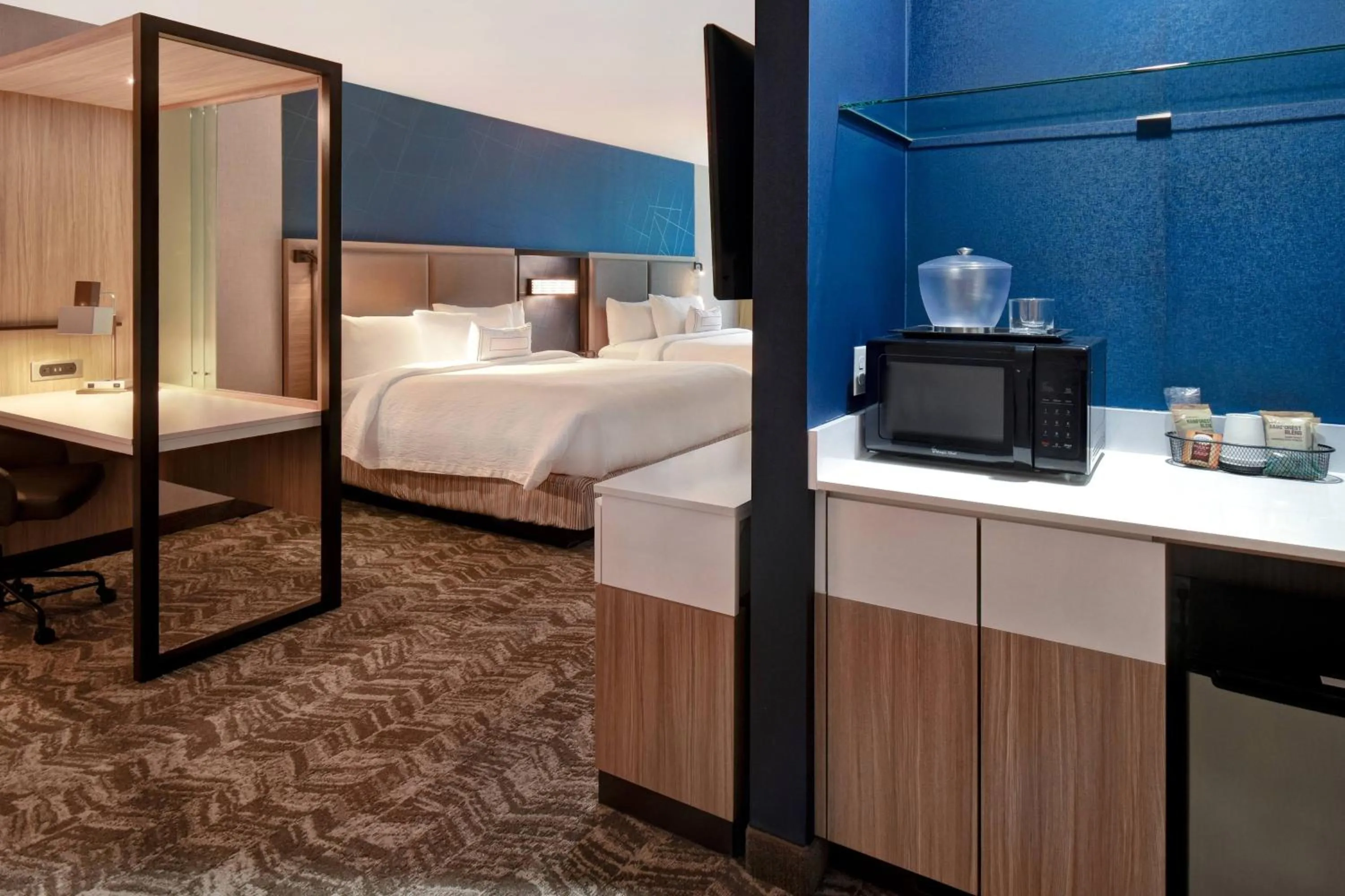 Bedroom, Bed in SpringHill Suites by Marriott Holland