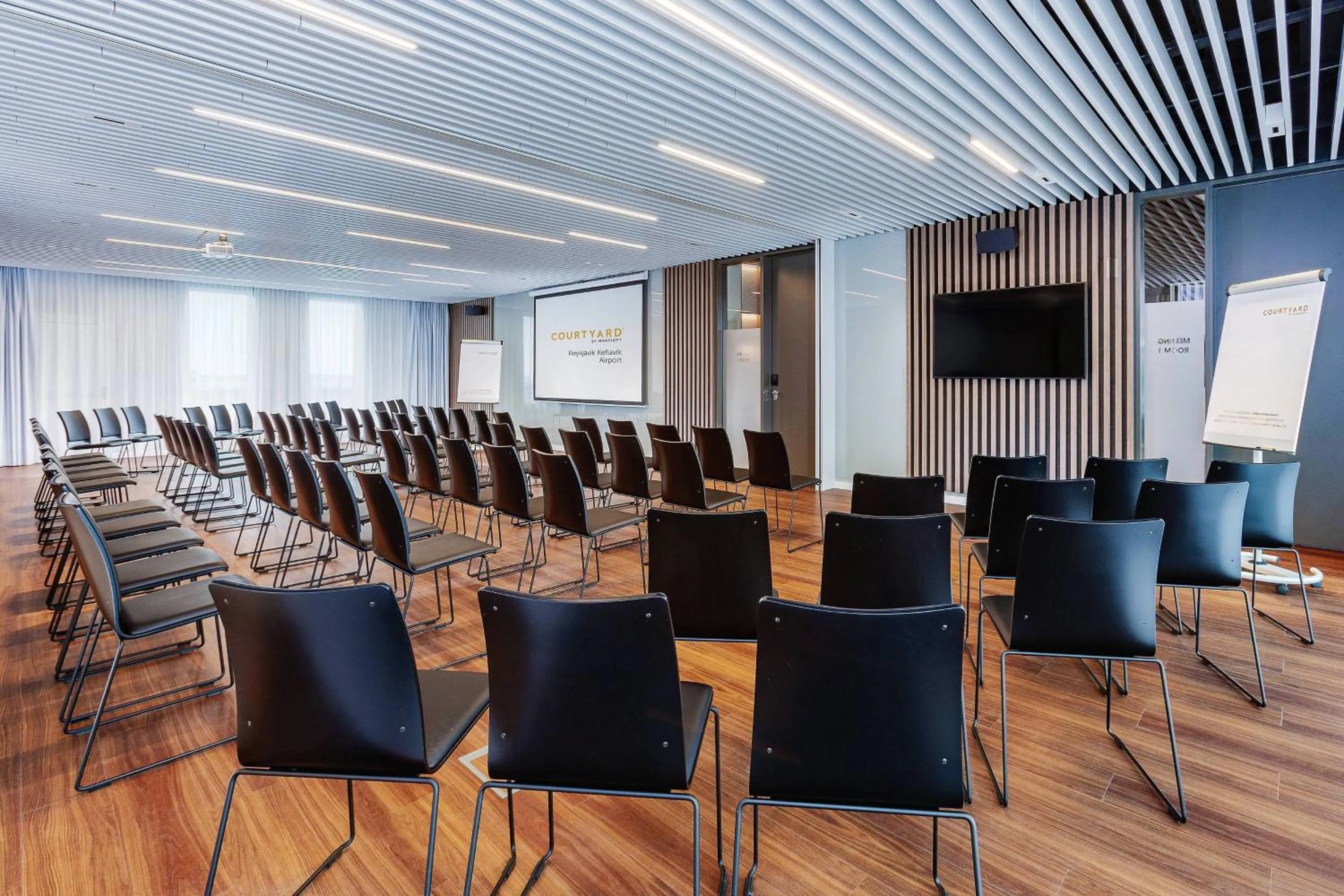 Meeting/conference room in Courtyard by Marriott Reykjavik Keflavik Airport