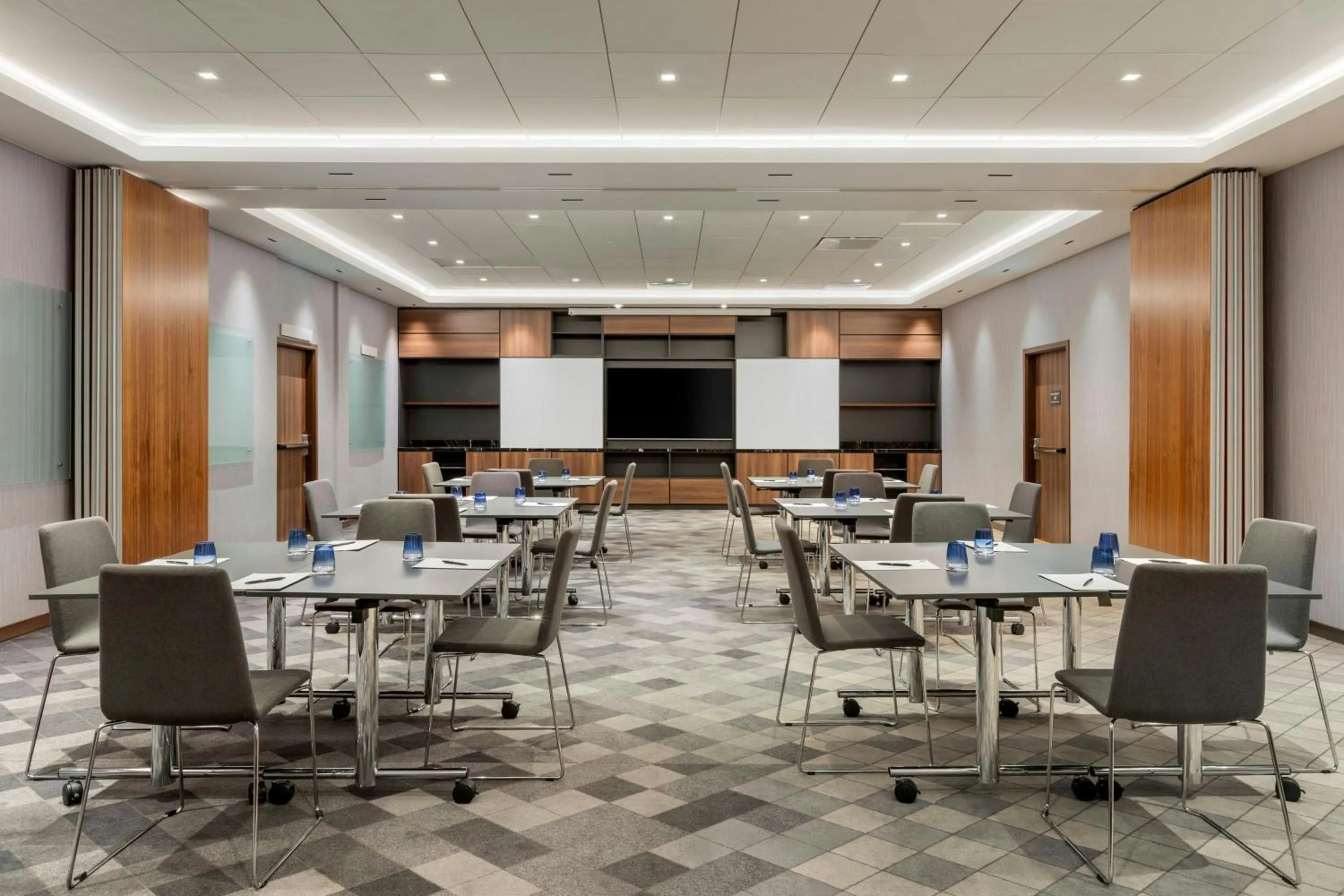 Meeting/conference room in AC Hotel by Marriott Stockholm Ulriksdal