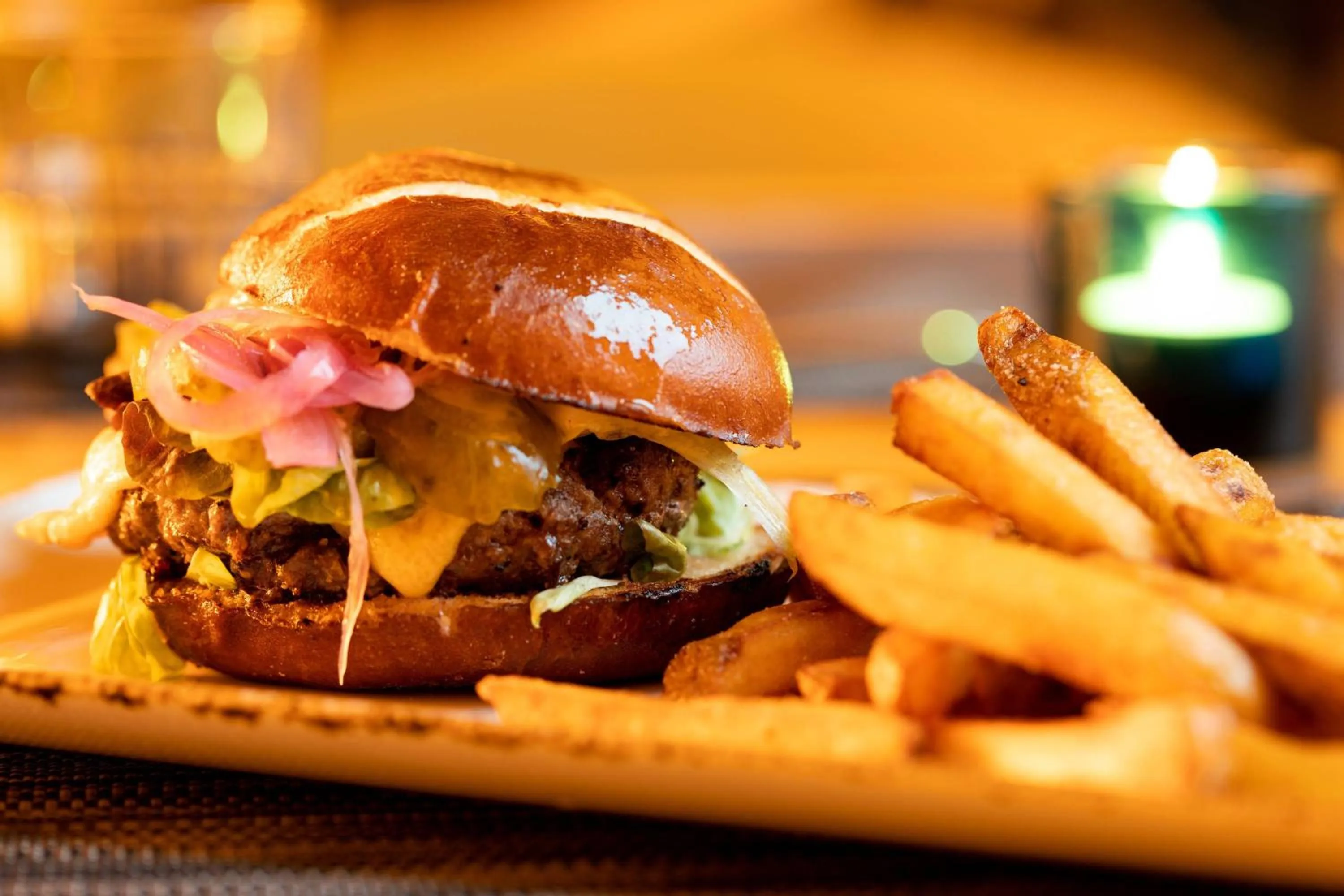 Lounge or bar in Courtyard Tampere City