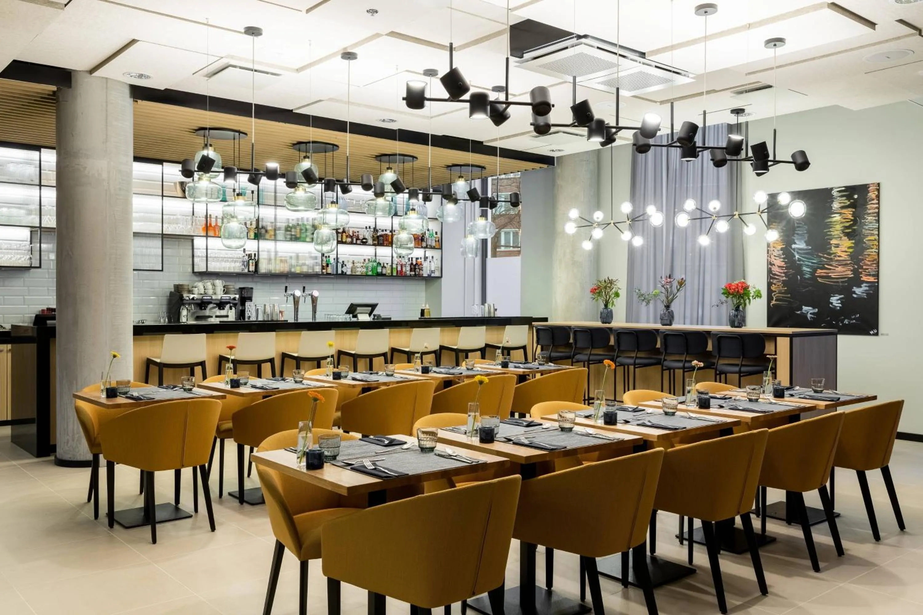 Breakfast in Courtyard Tampere City