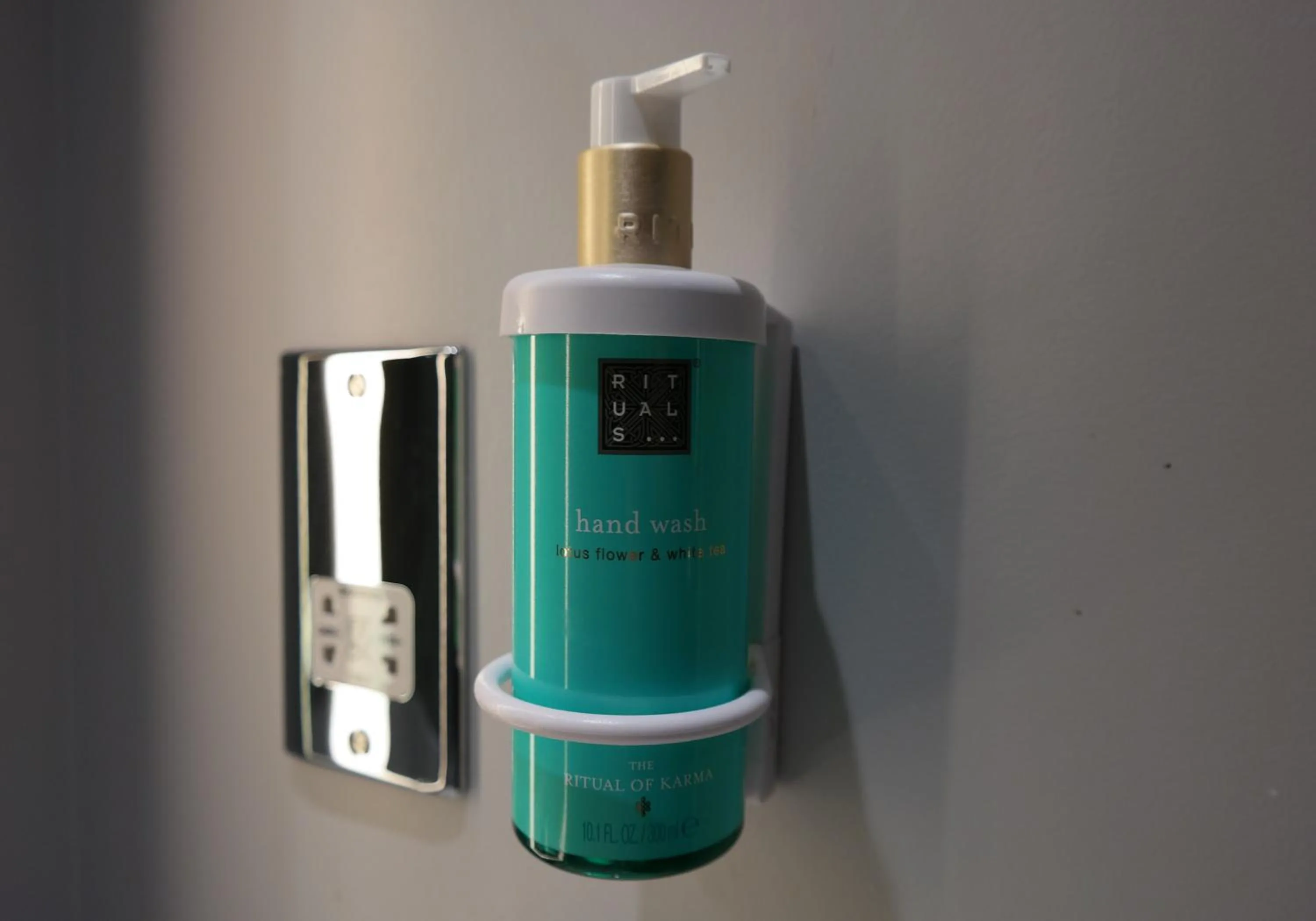 Bathroom in Novotel Leicester