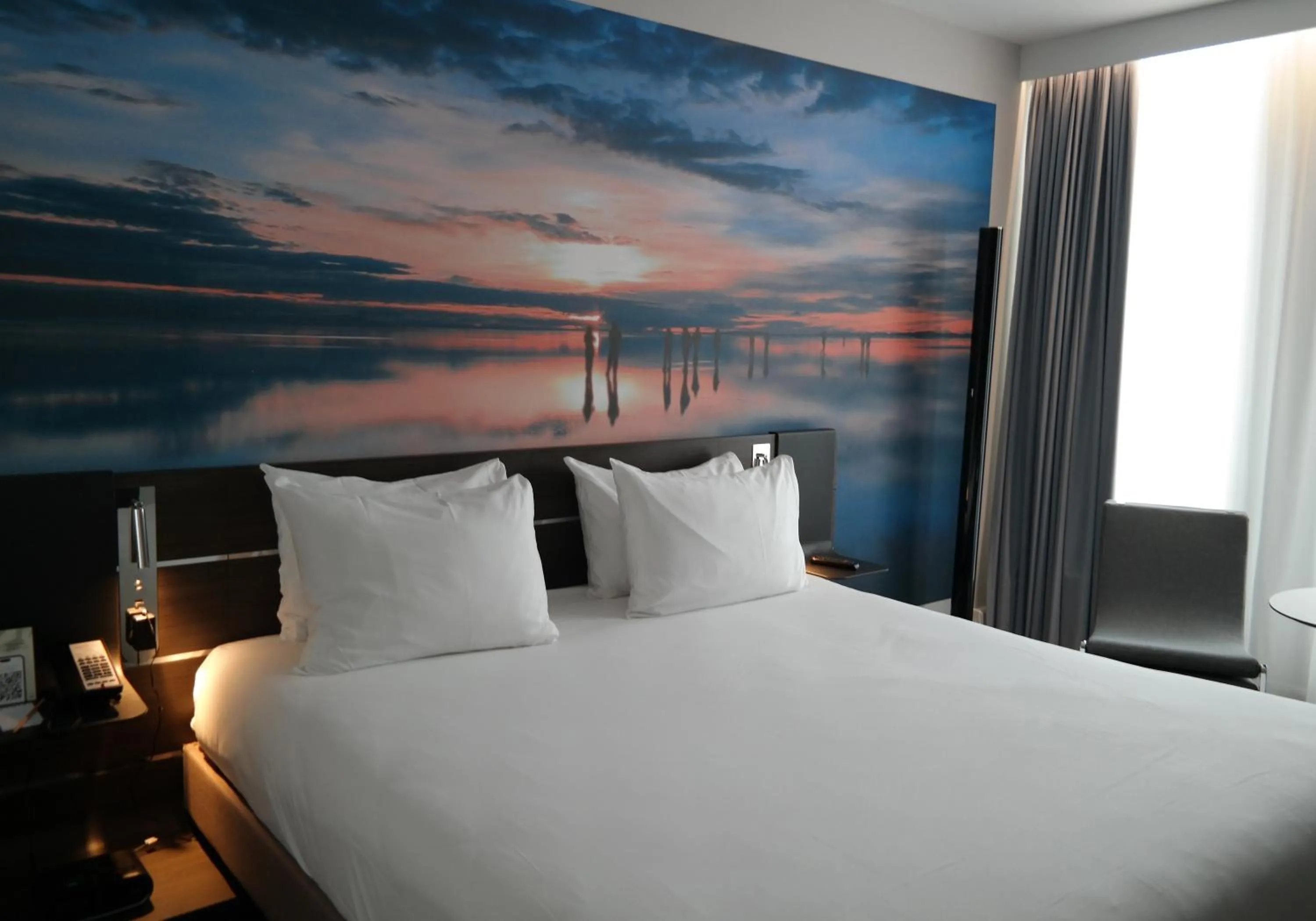 Bed in Novotel Leicester