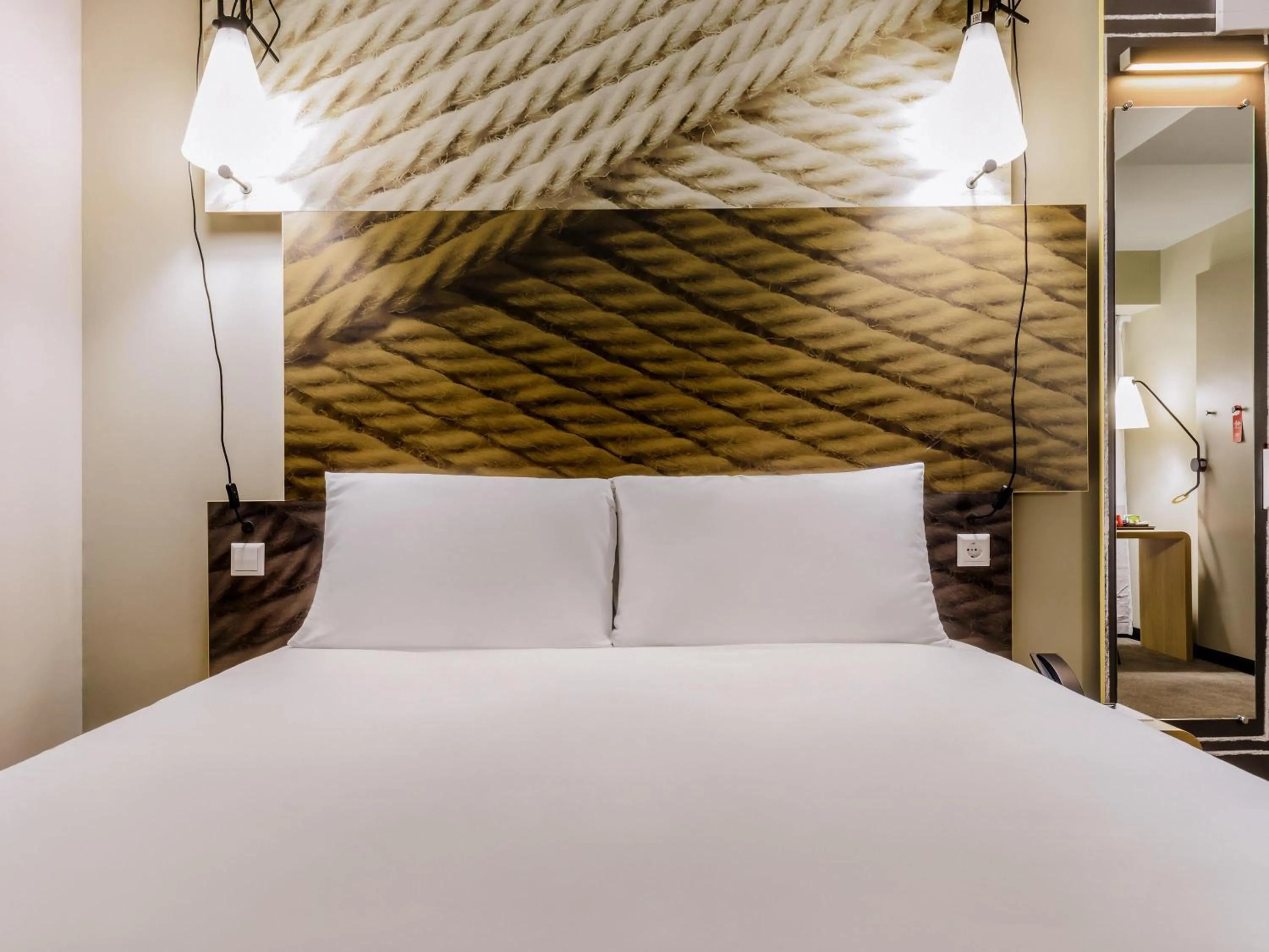 Bedroom, Bed in ibis Tbilisi Stadium