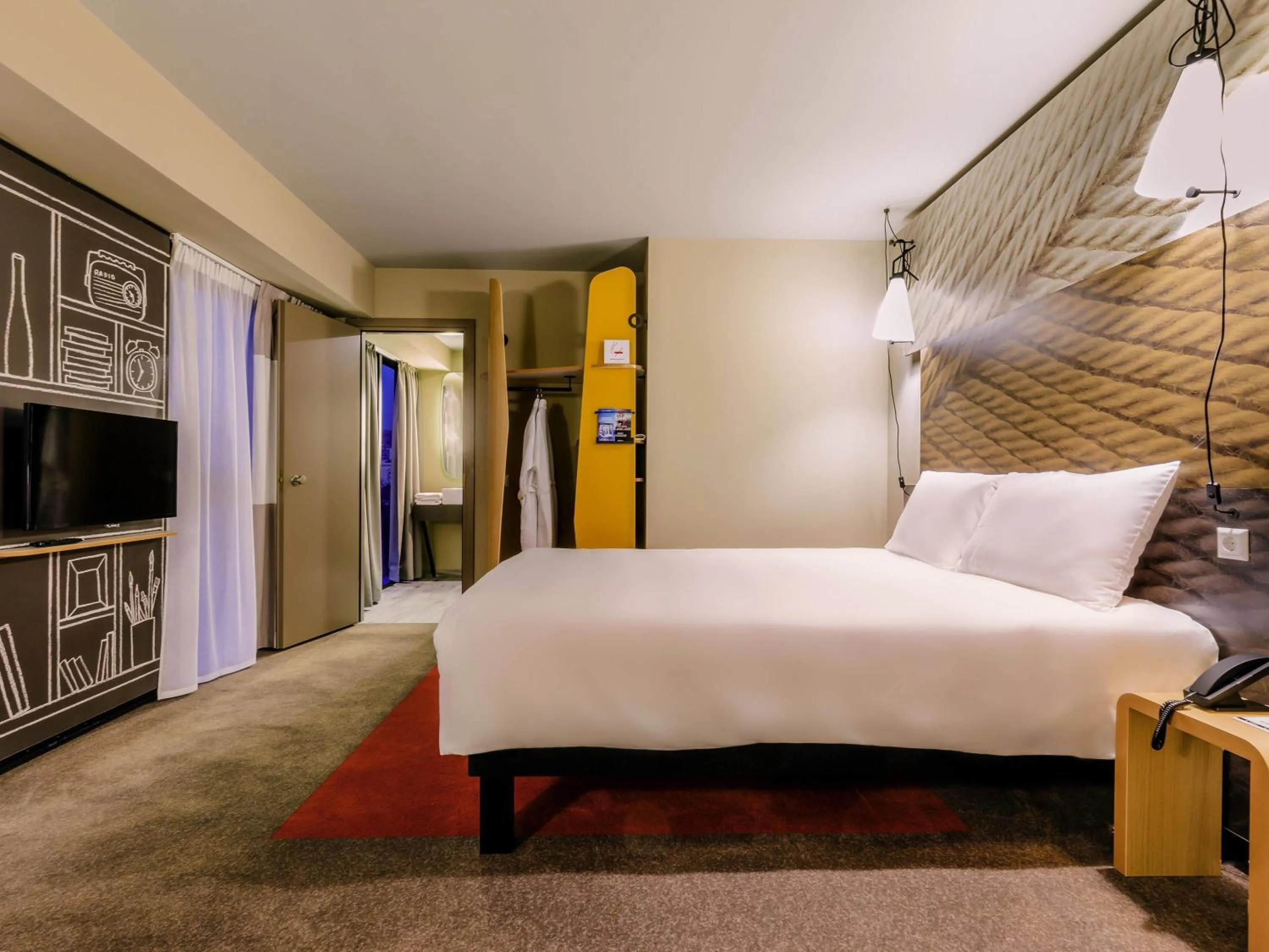 Bedroom, Bed in ibis Tbilisi Stadium